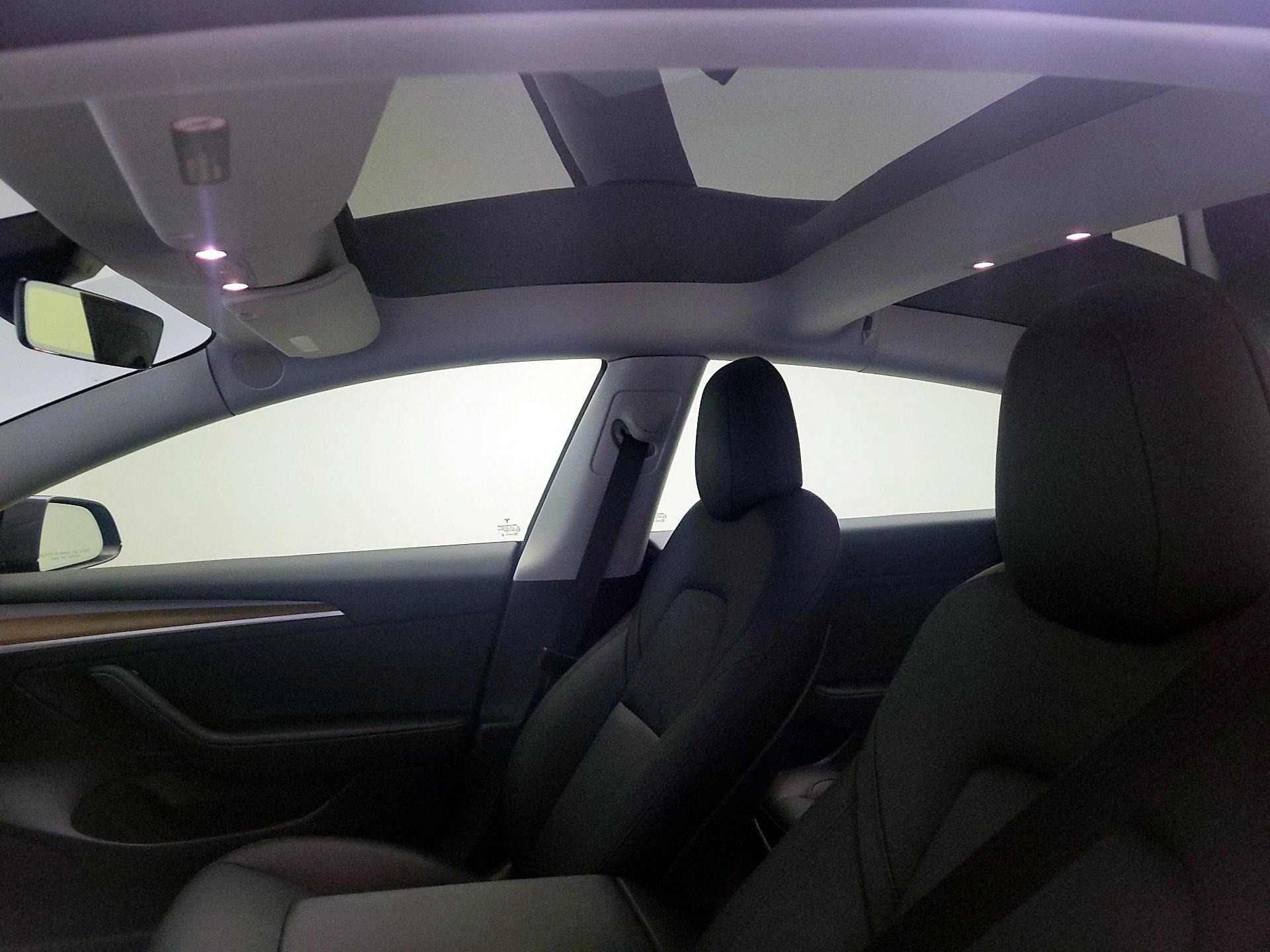 Thumbnail: 2022 Tesla Model 3 - 18