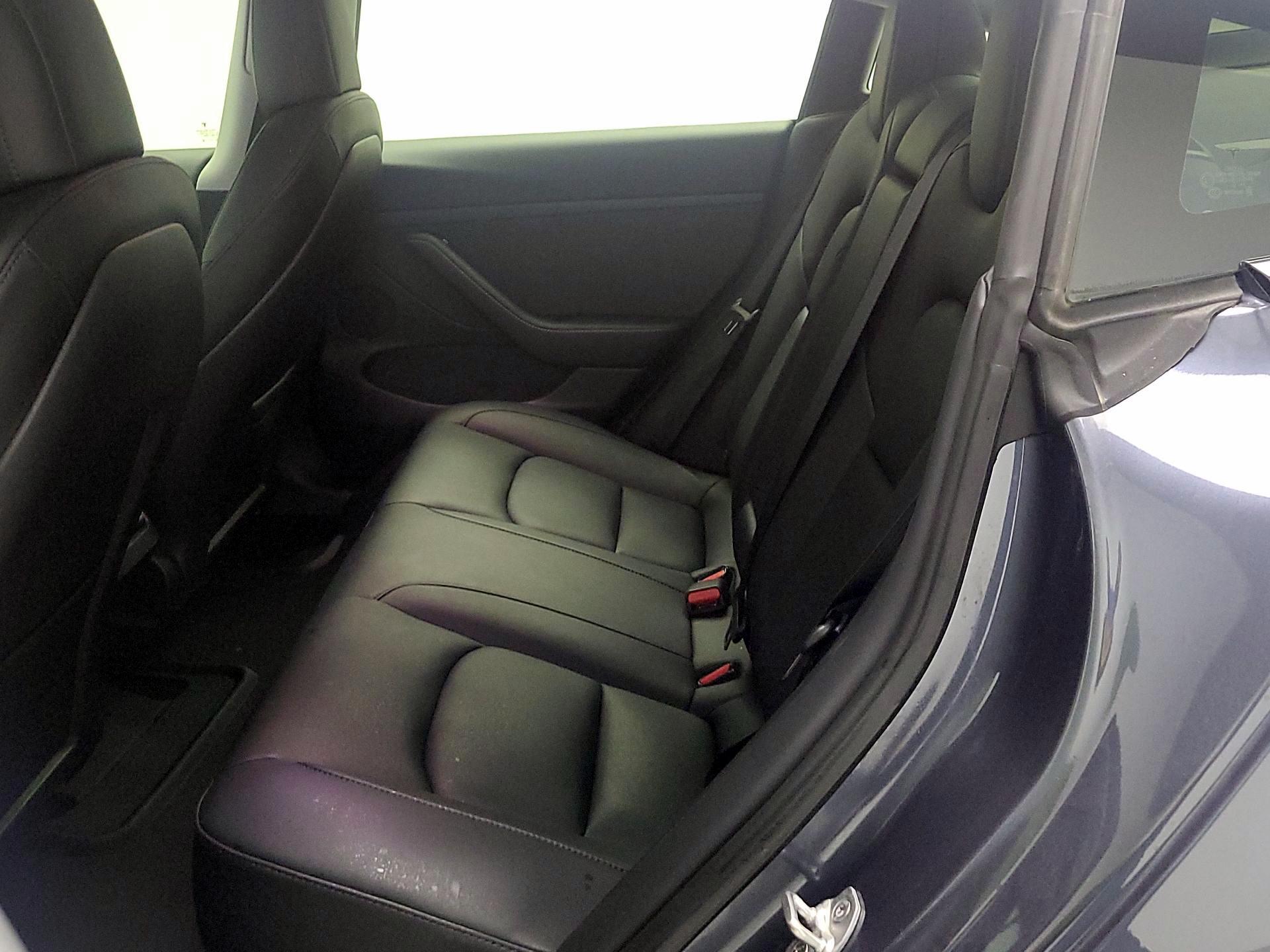 Thumbnail: 2022 Tesla Model 3 - 19