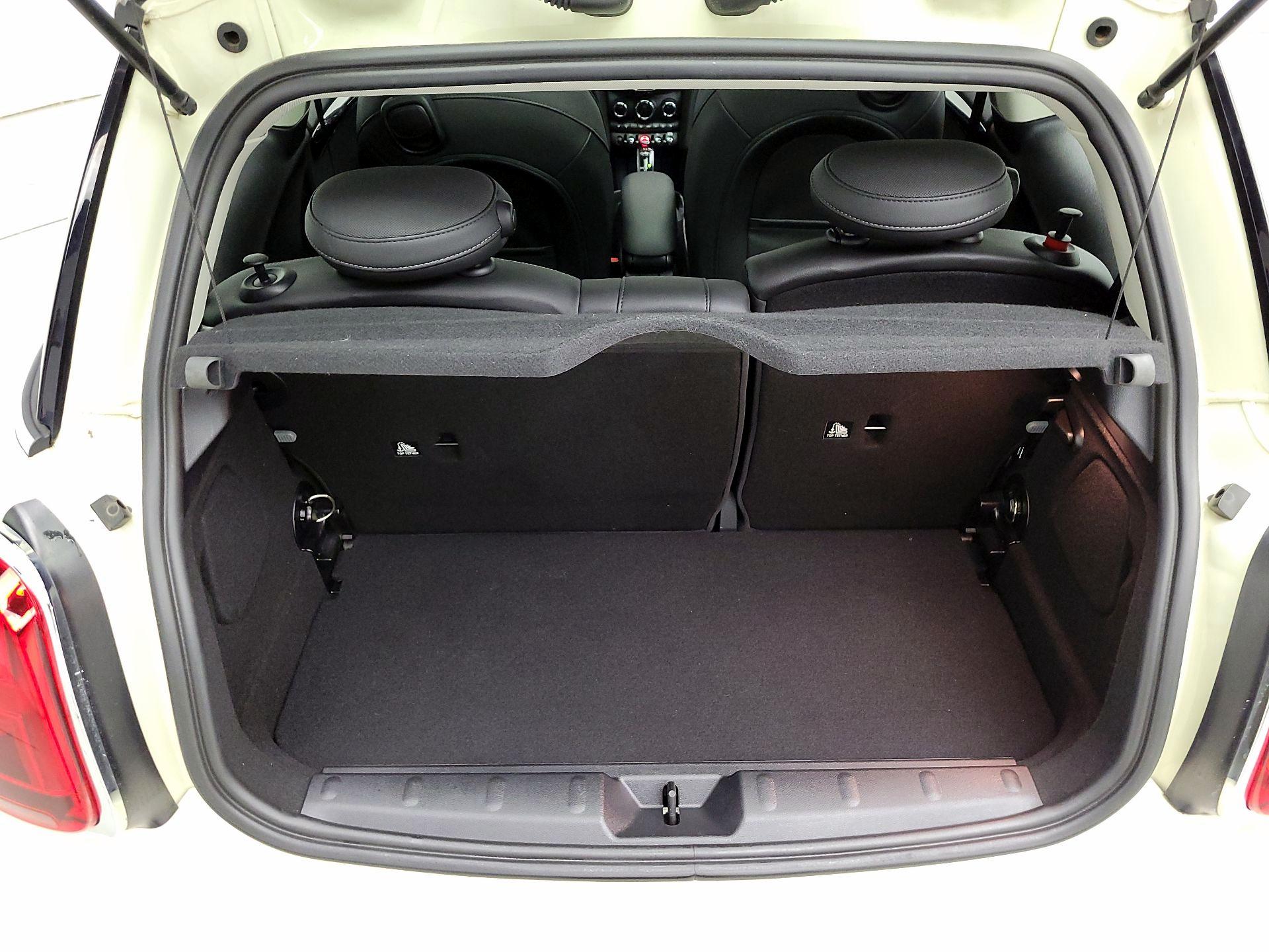 Thumbnail: 2023 MINI Cooper Hardtop - 18