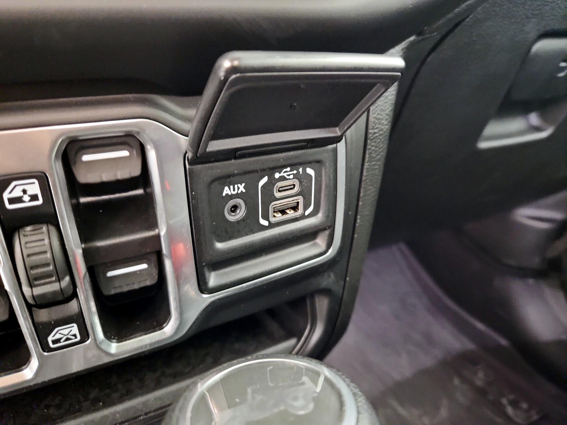 Thumbnail: 2023 Jeep Wrangler - 19