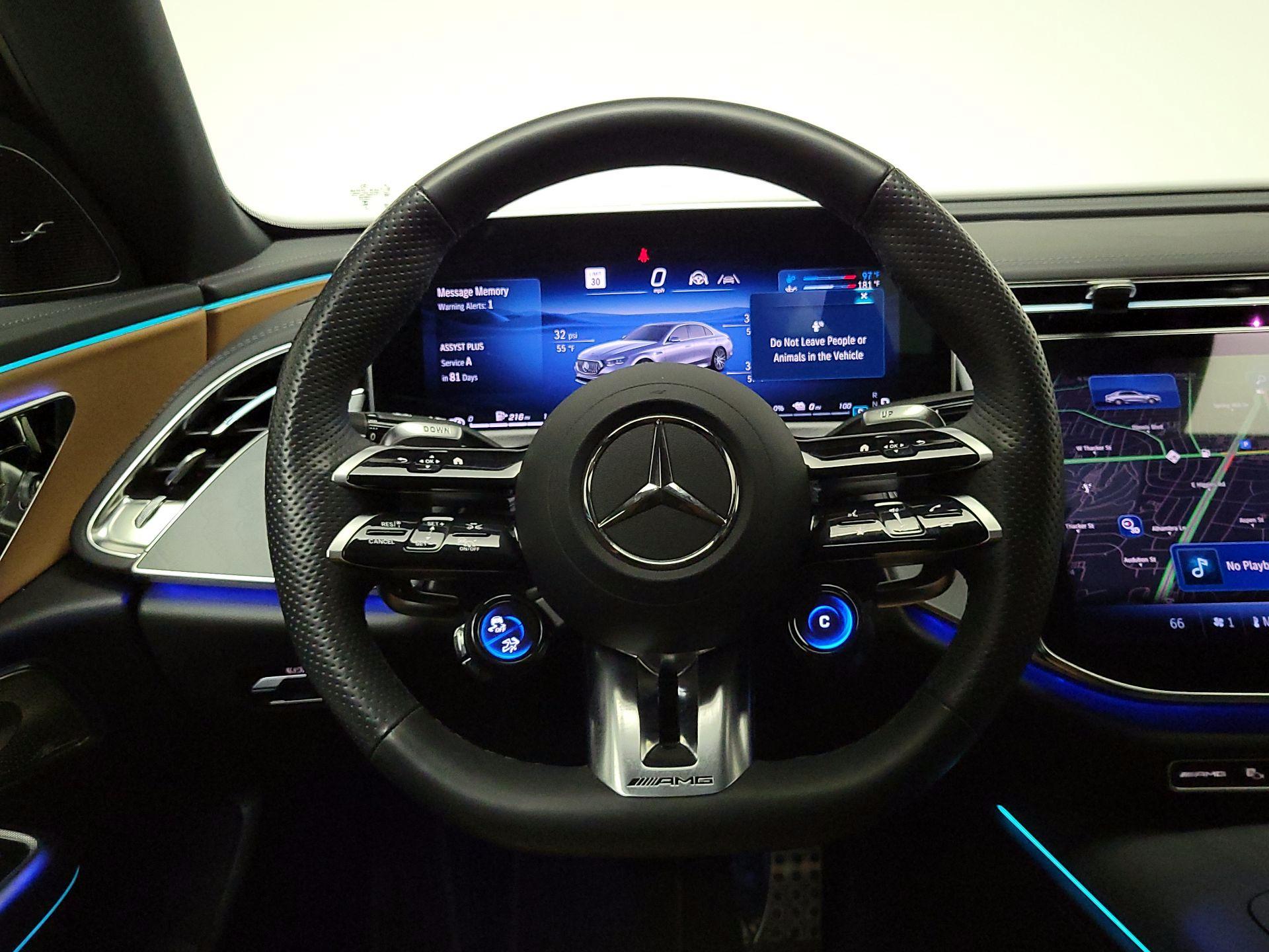 Thumbnail: 2025 Mercedes-Benz E-Class - 10