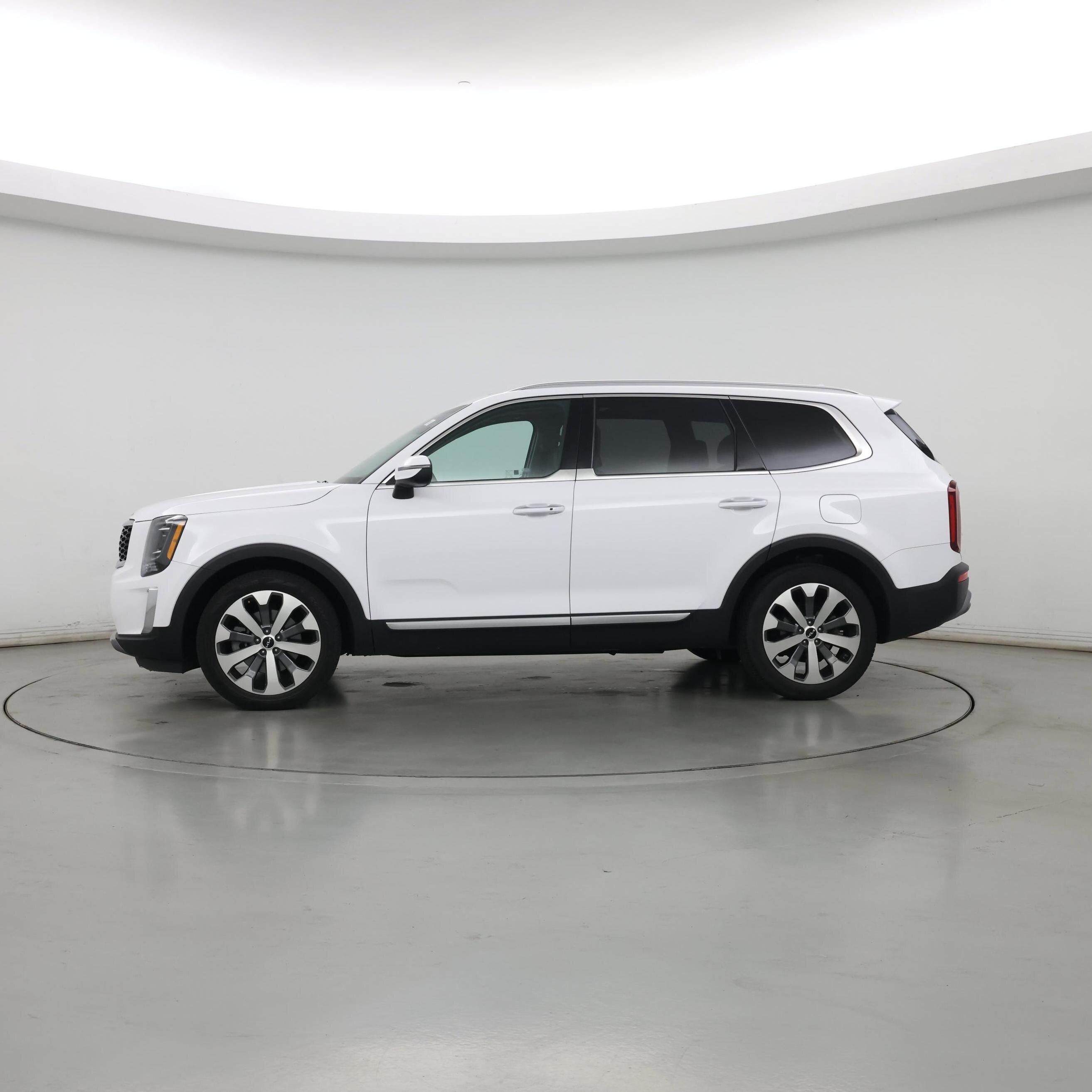 Thumbnail: 2022 Kia Telluride - 3