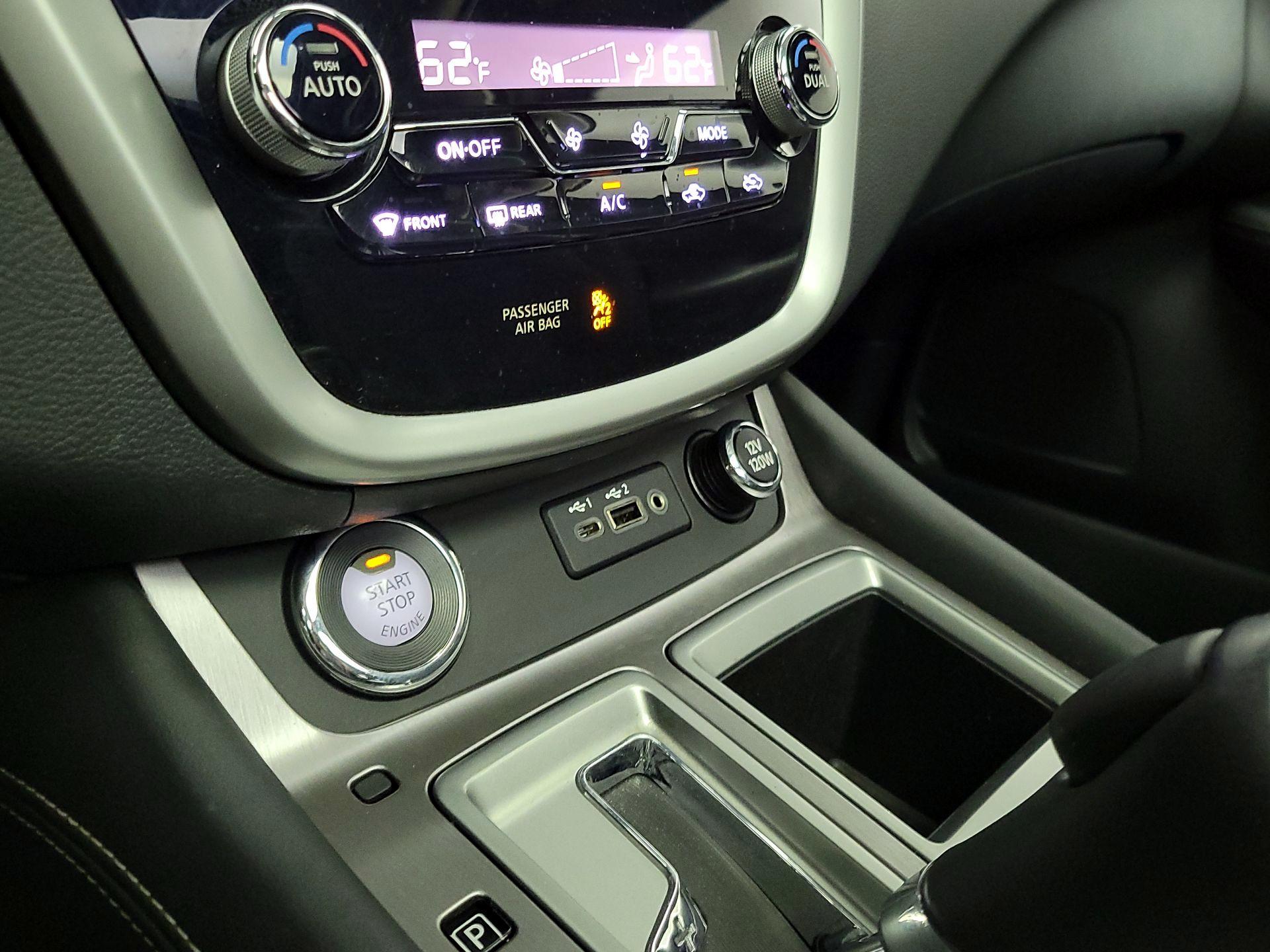 Thumbnail: 2019 Nissan Murano - 18