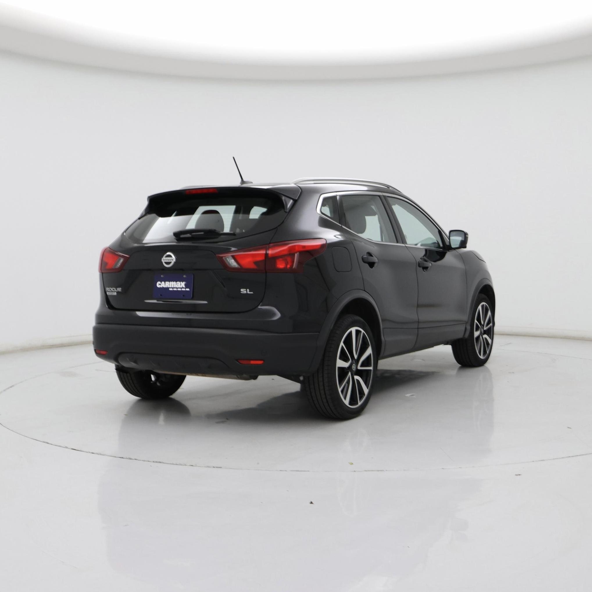 Thumbnail: 2019 Nissan Rogue Sport - 8