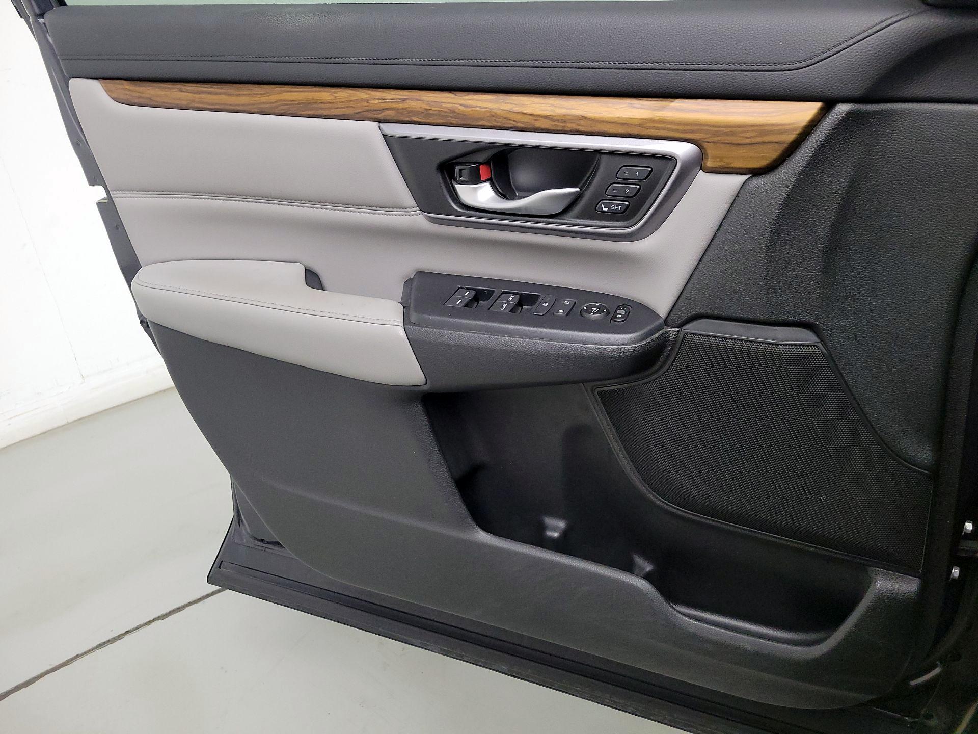 Thumbnail: 2017 Honda CR-V - 12