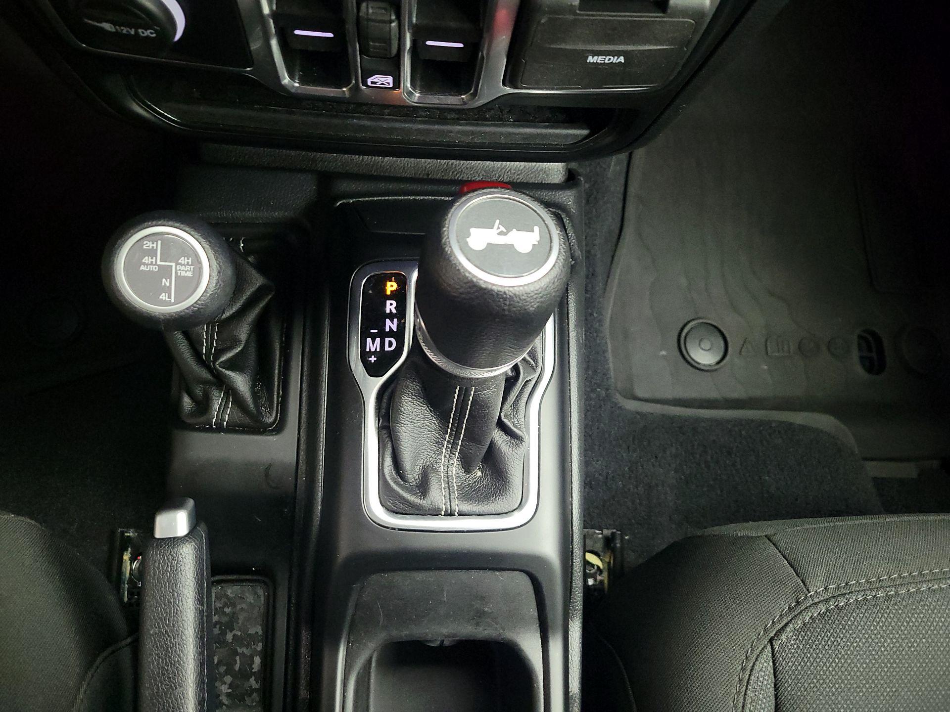 Thumbnail: 2023 Jeep Wrangler - 18