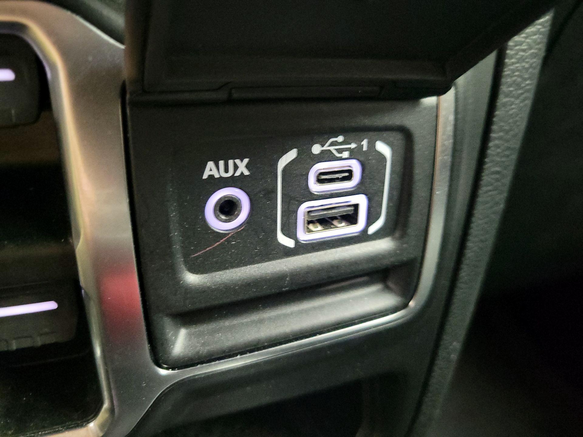 Thumbnail: 2023 Jeep Wrangler - 19