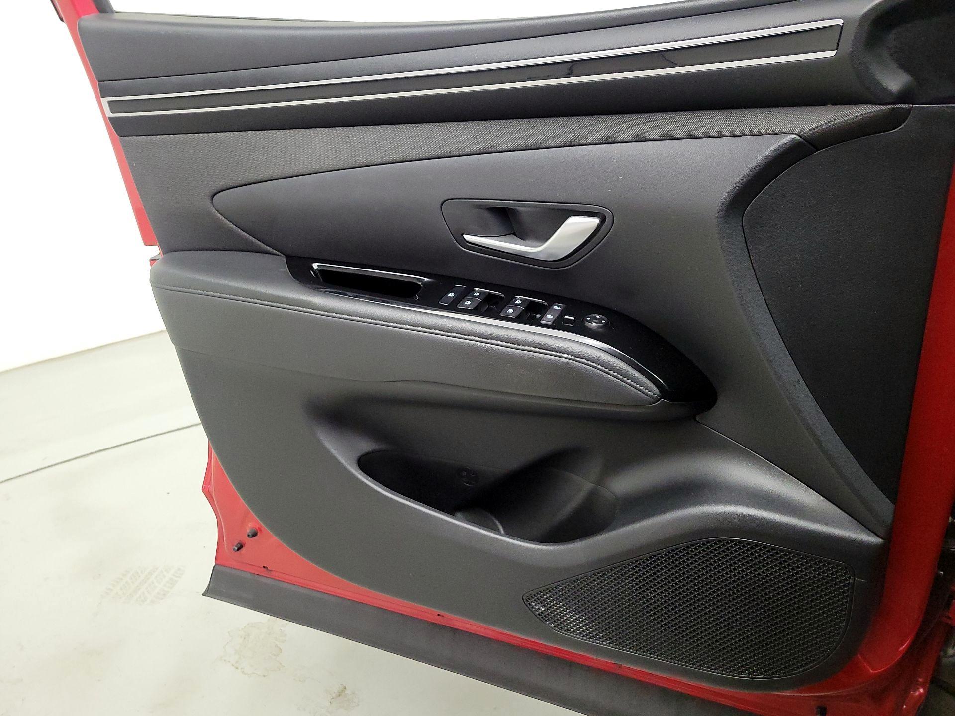 Thumbnail: 2022 Hyundai Tucson - 12