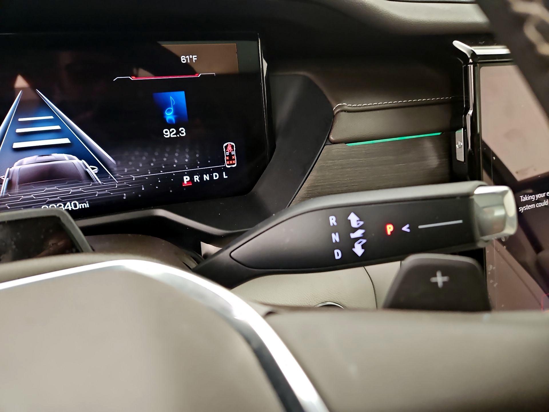 Thumbnail: 2024 GMC Acadia - 18