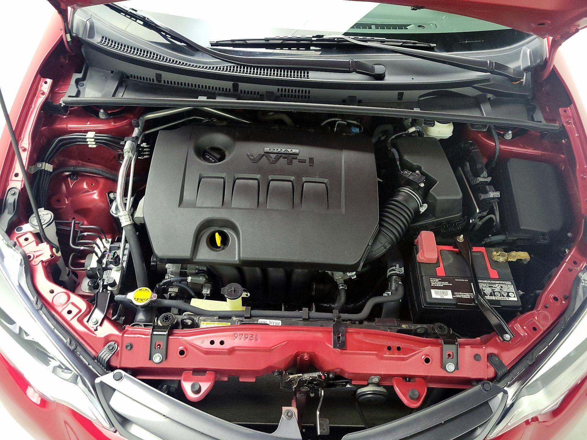 Thumbnail: 2015 Toyota Corolla - 17