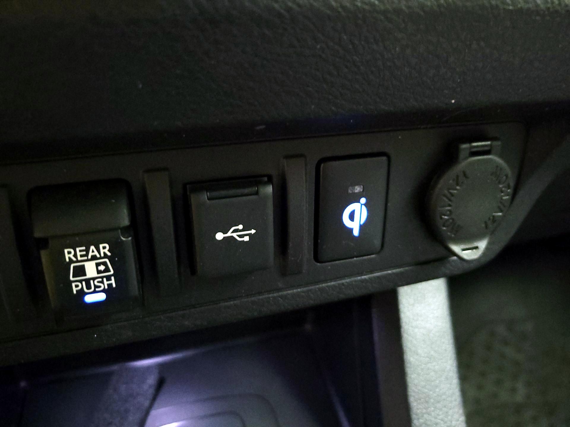 Thumbnail: 2021 Toyota Tacoma - 18