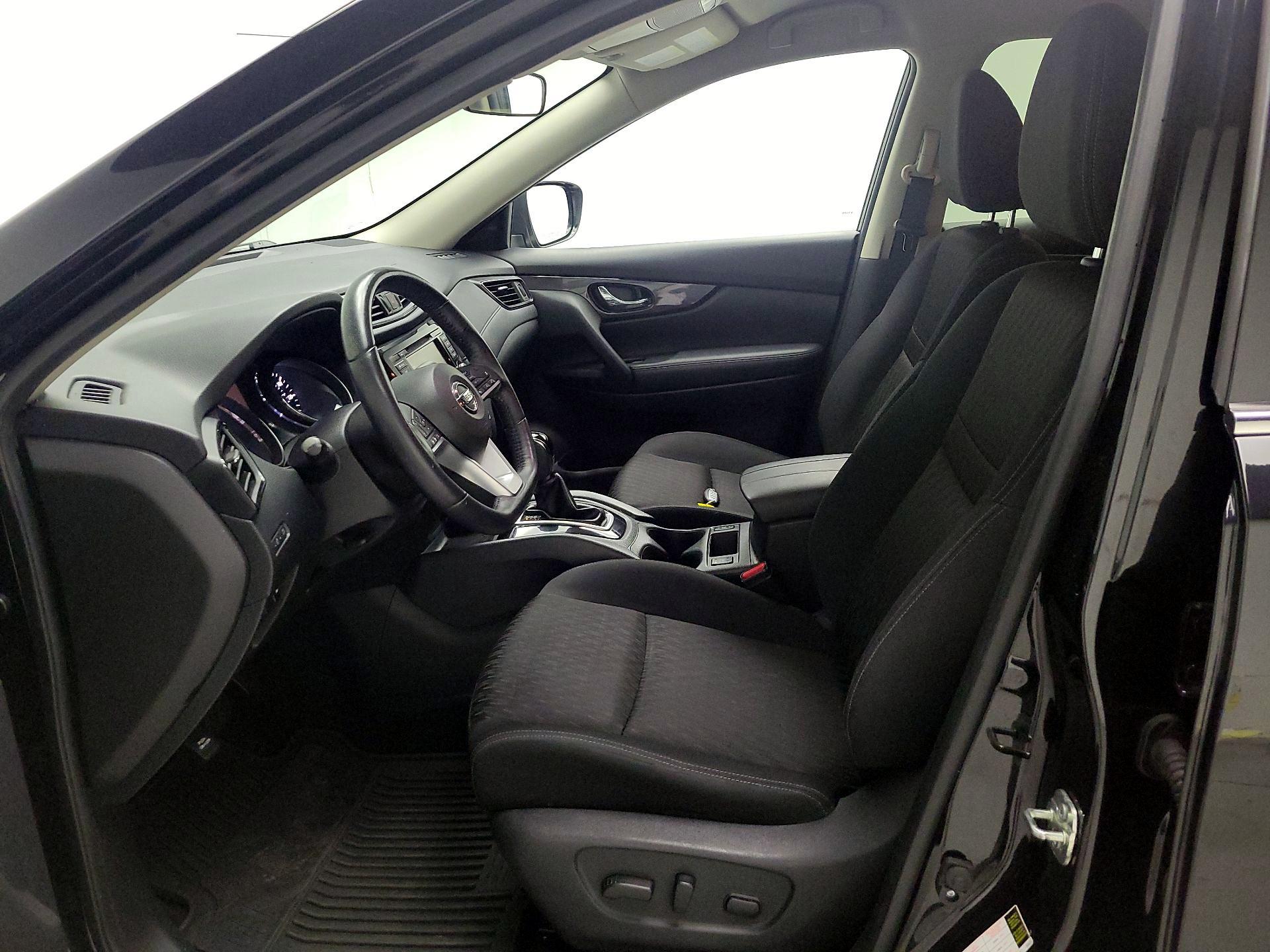 Thumbnail: 2018 Nissan Rogue - 11