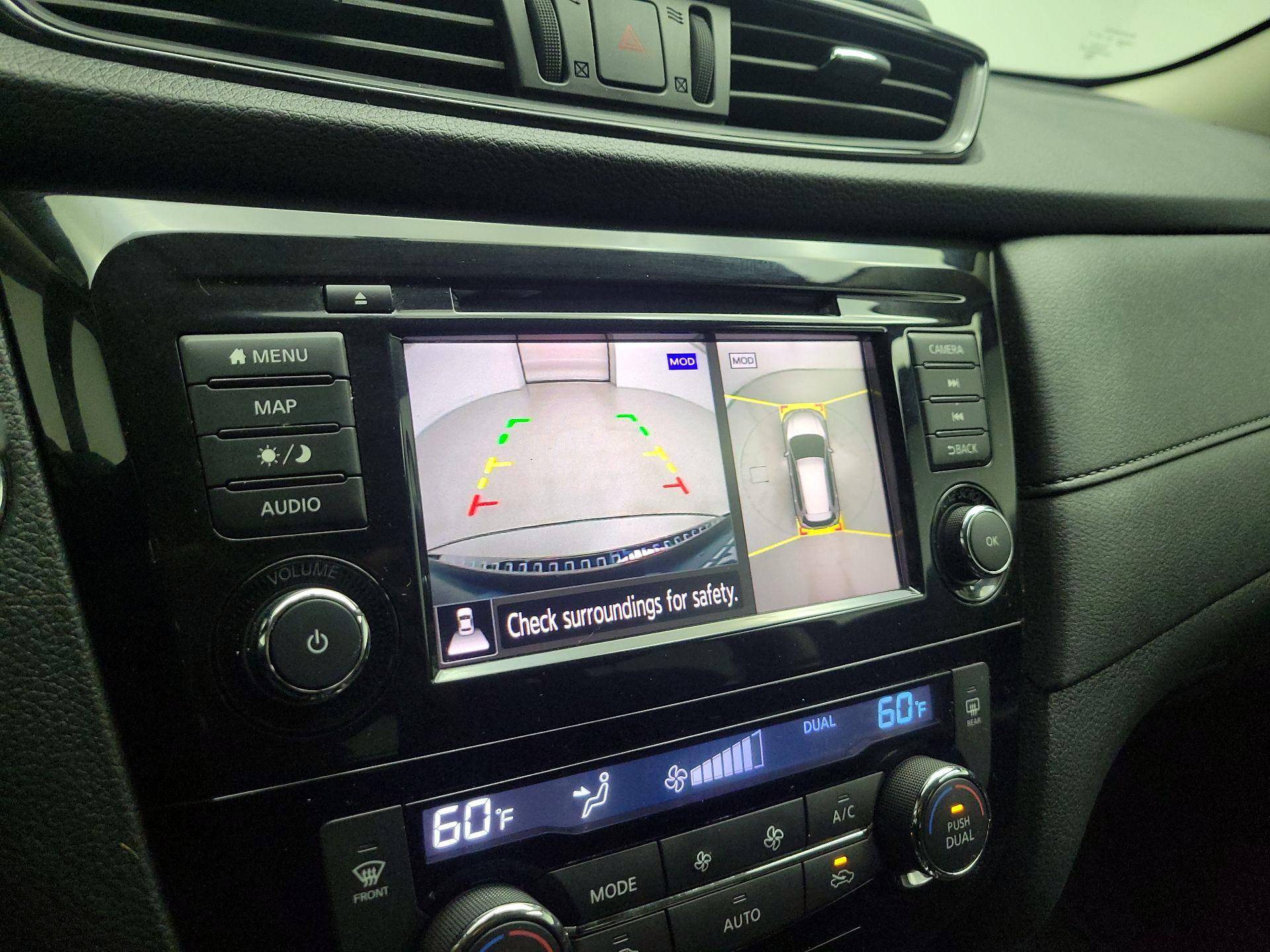 Thumbnail: 2018 Nissan Rogue - 13