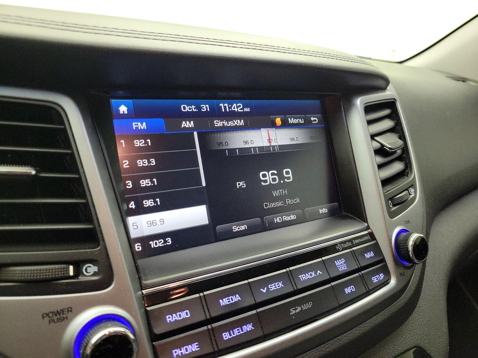 Thumbnail: 2016 Hyundai Tucson - 14