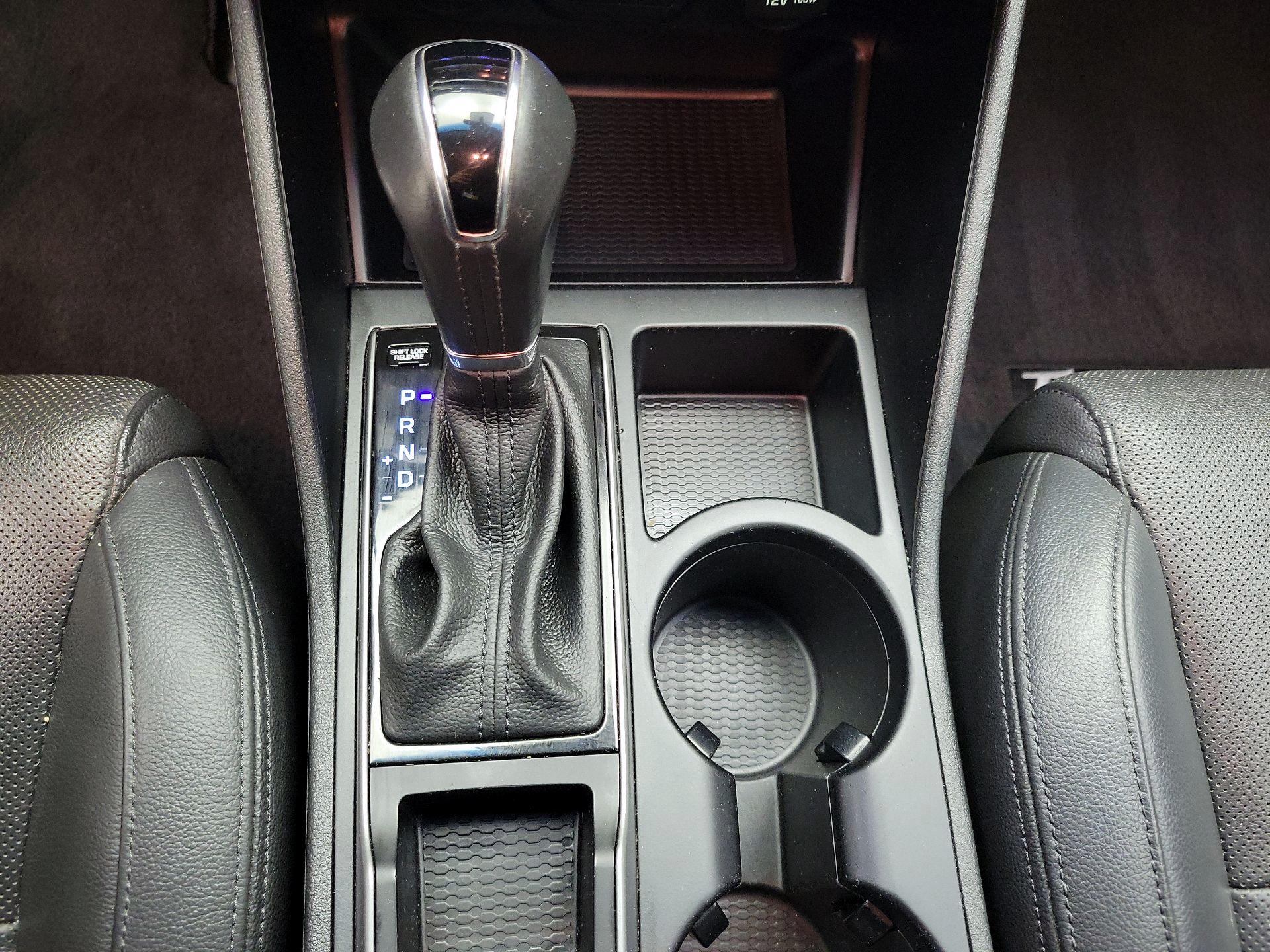 Thumbnail: 2016 Hyundai Tucson - 16