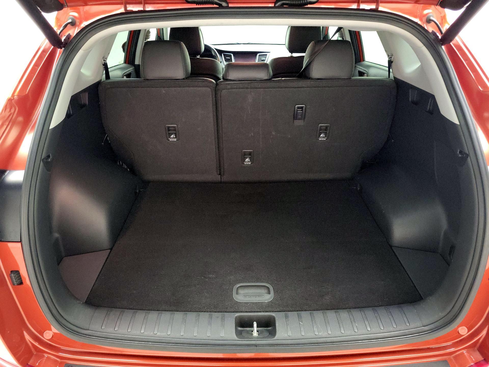 Thumbnail: 2016 Hyundai Tucson - 19