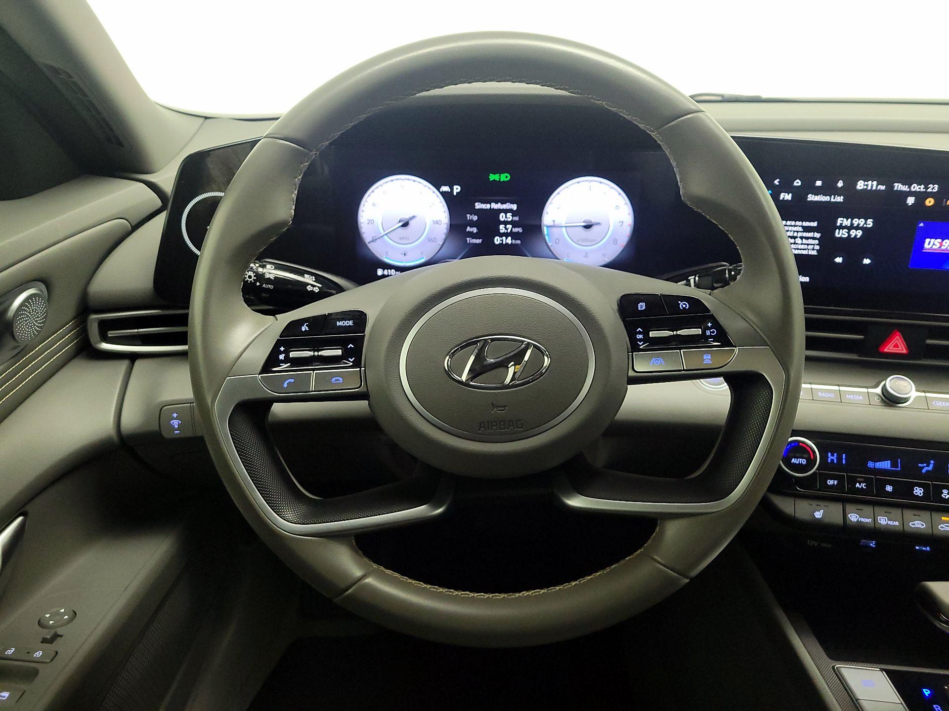 Thumbnail: 2023 Hyundai Elantra - 10