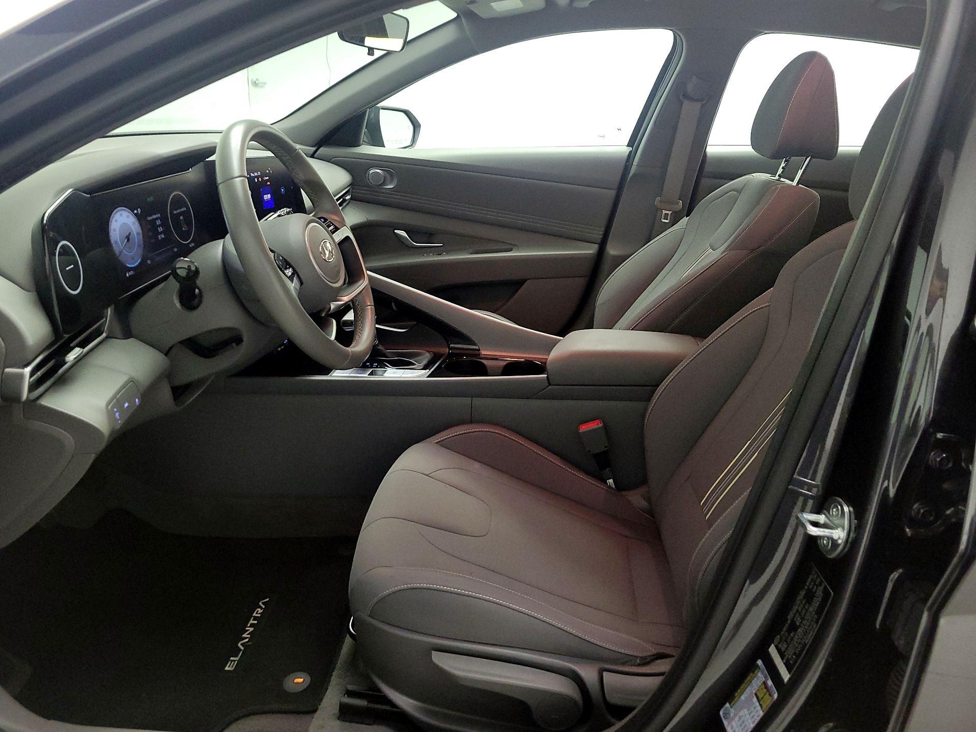 Thumbnail: 2023 Hyundai Elantra - 11