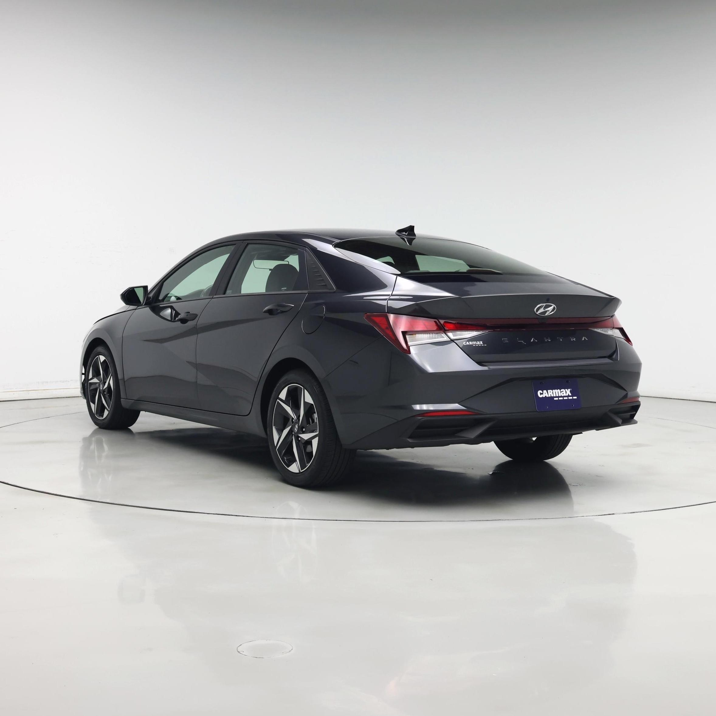 Thumbnail: 2023 Hyundai Elantra - 2