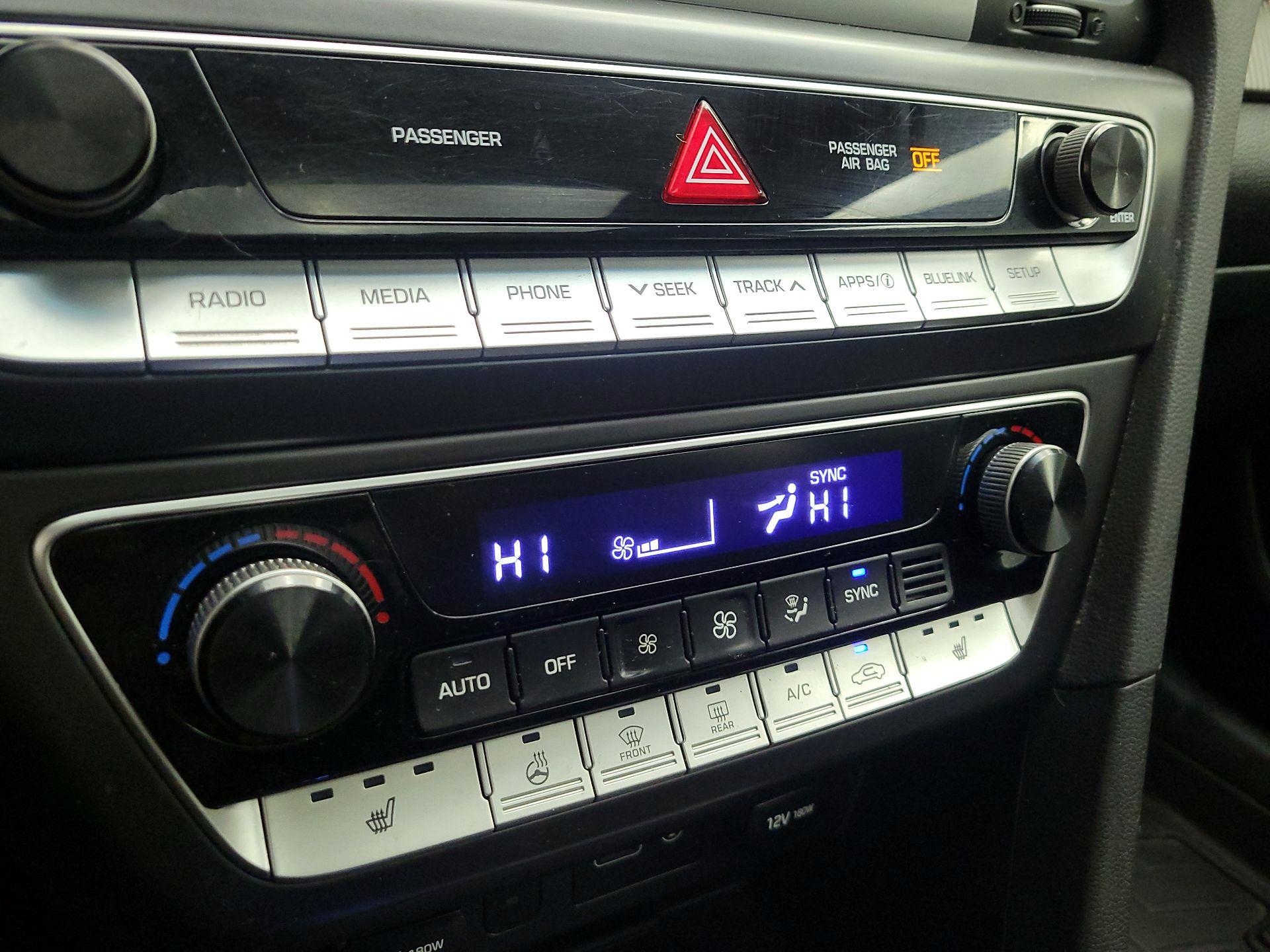 Thumbnail: 2018 Hyundai Sonata - 16