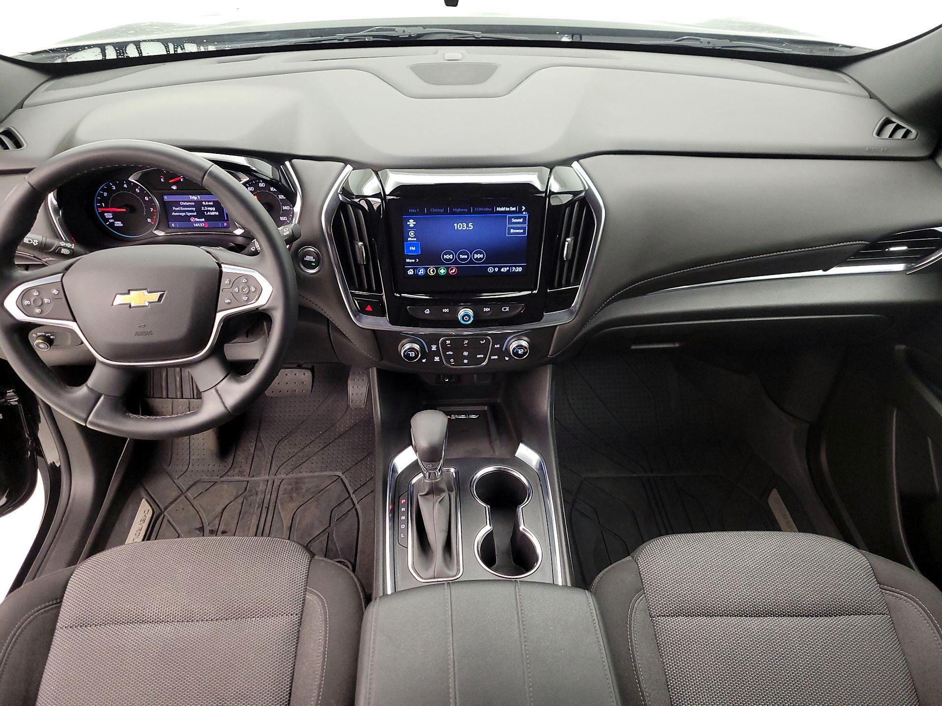 Thumbnail: 2023 Chevrolet Traverse - 9