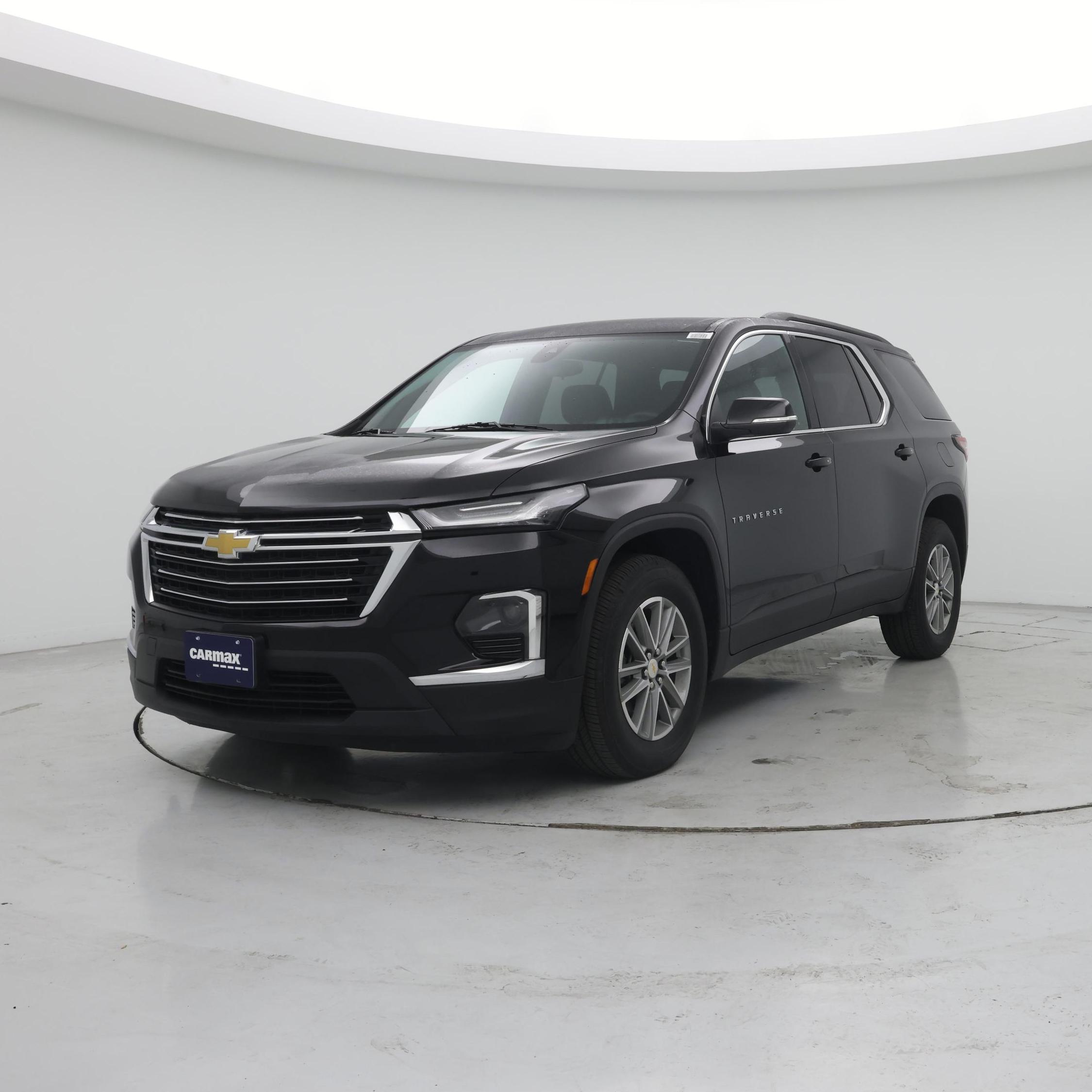 Thumbnail: 2023 Chevrolet Traverse - 4