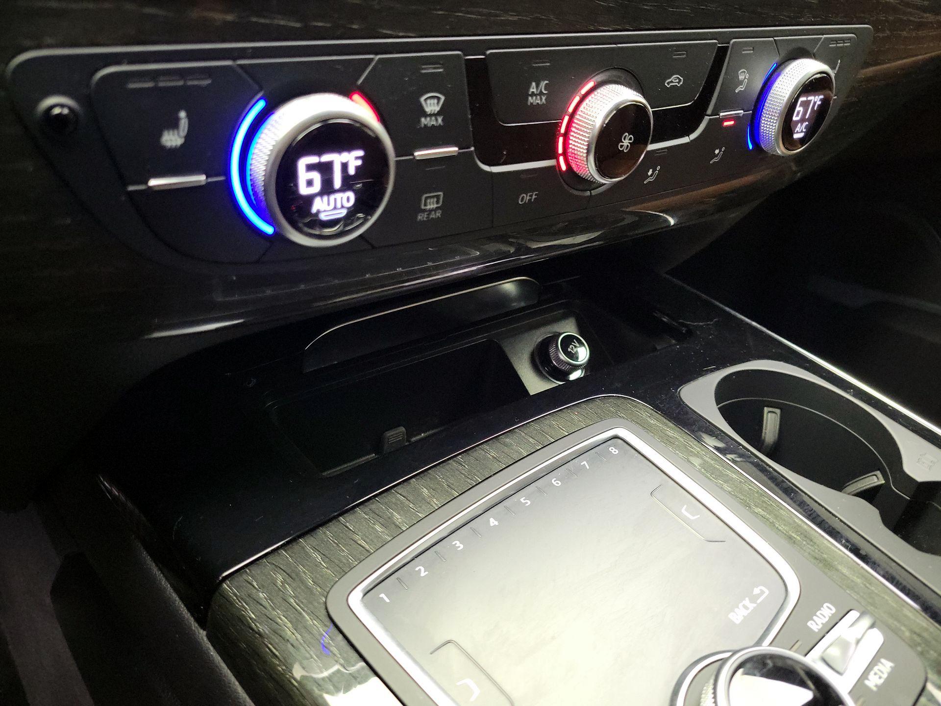 Thumbnail: 2017 Audi Q7 - 17