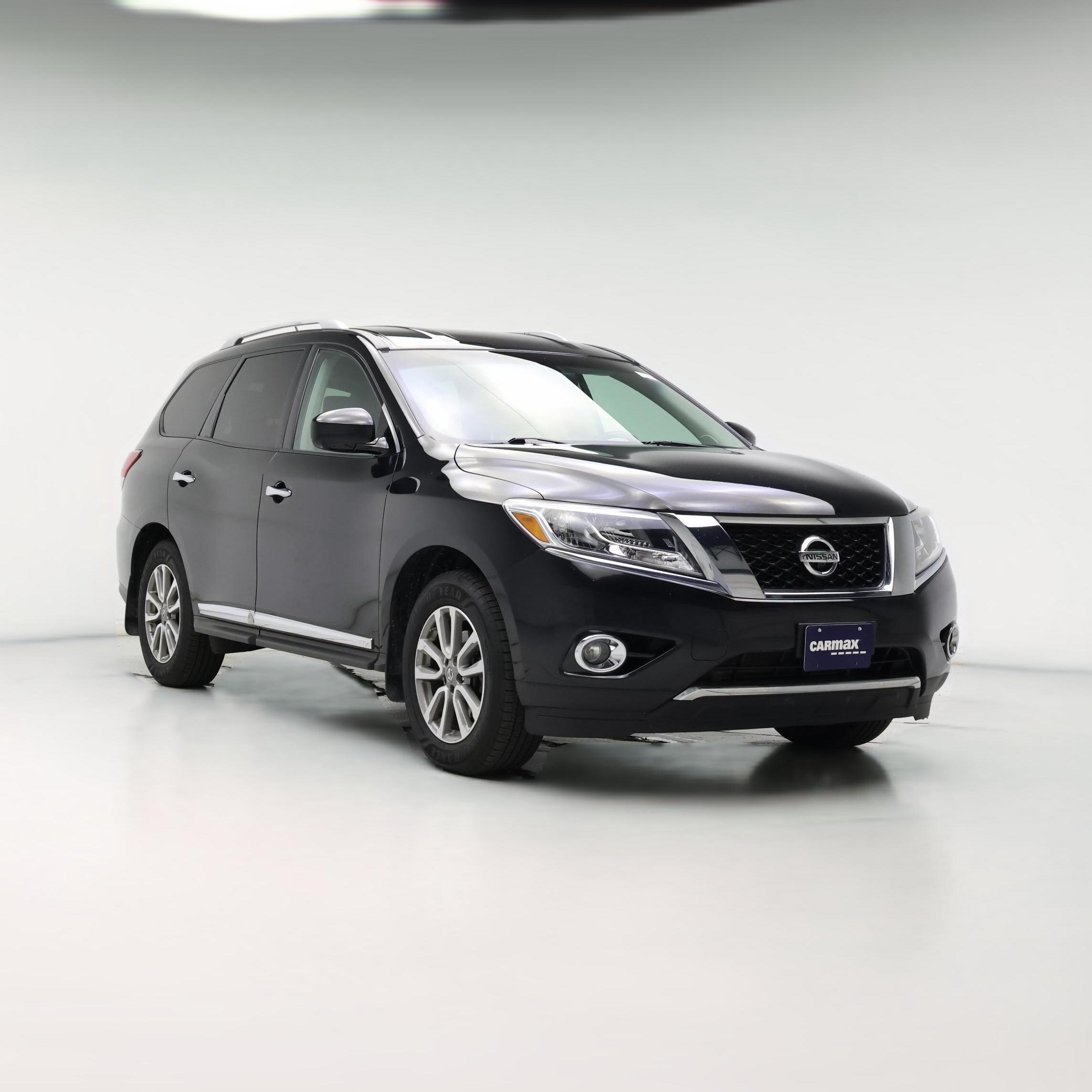Thumbnail: 2015 Nissan Pathfinder - 1