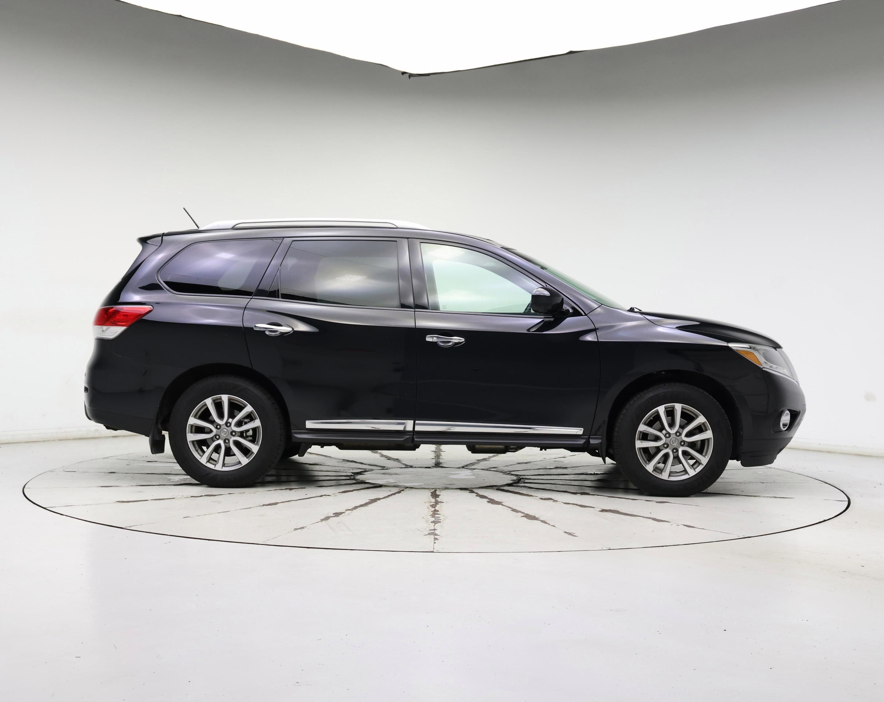 Thumbnail: 2015 Nissan Pathfinder - 7