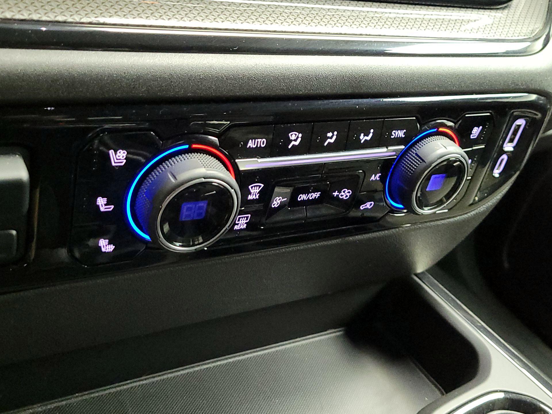 Thumbnail: 2022 Chevrolet Silverado 1500 - 17