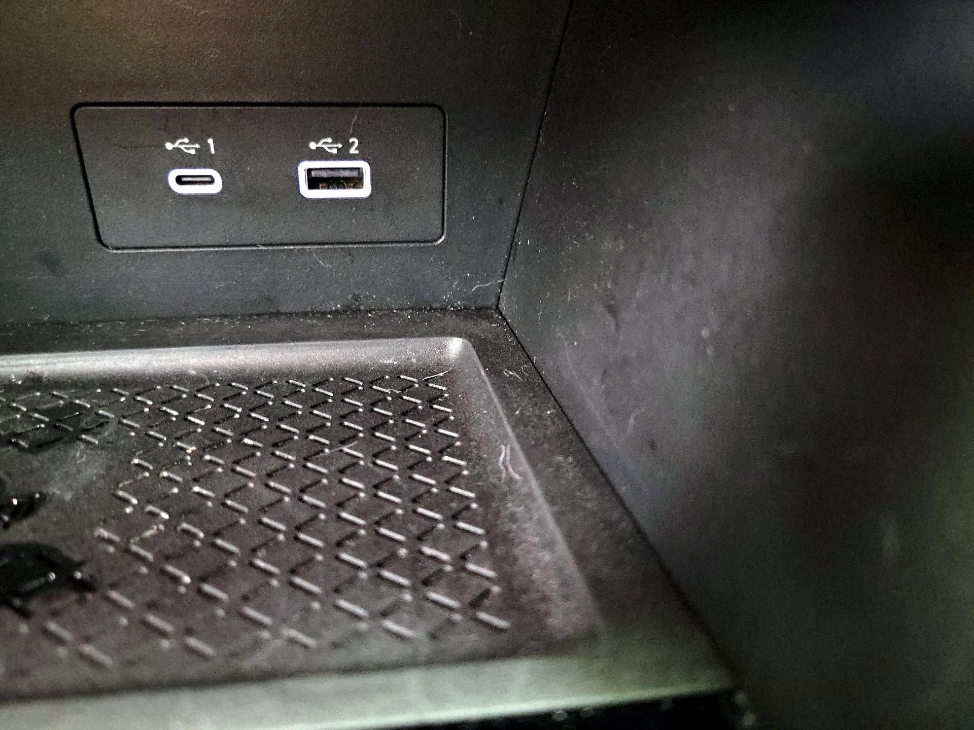 Thumbnail: 2023 Nissan Pathfinder - 19