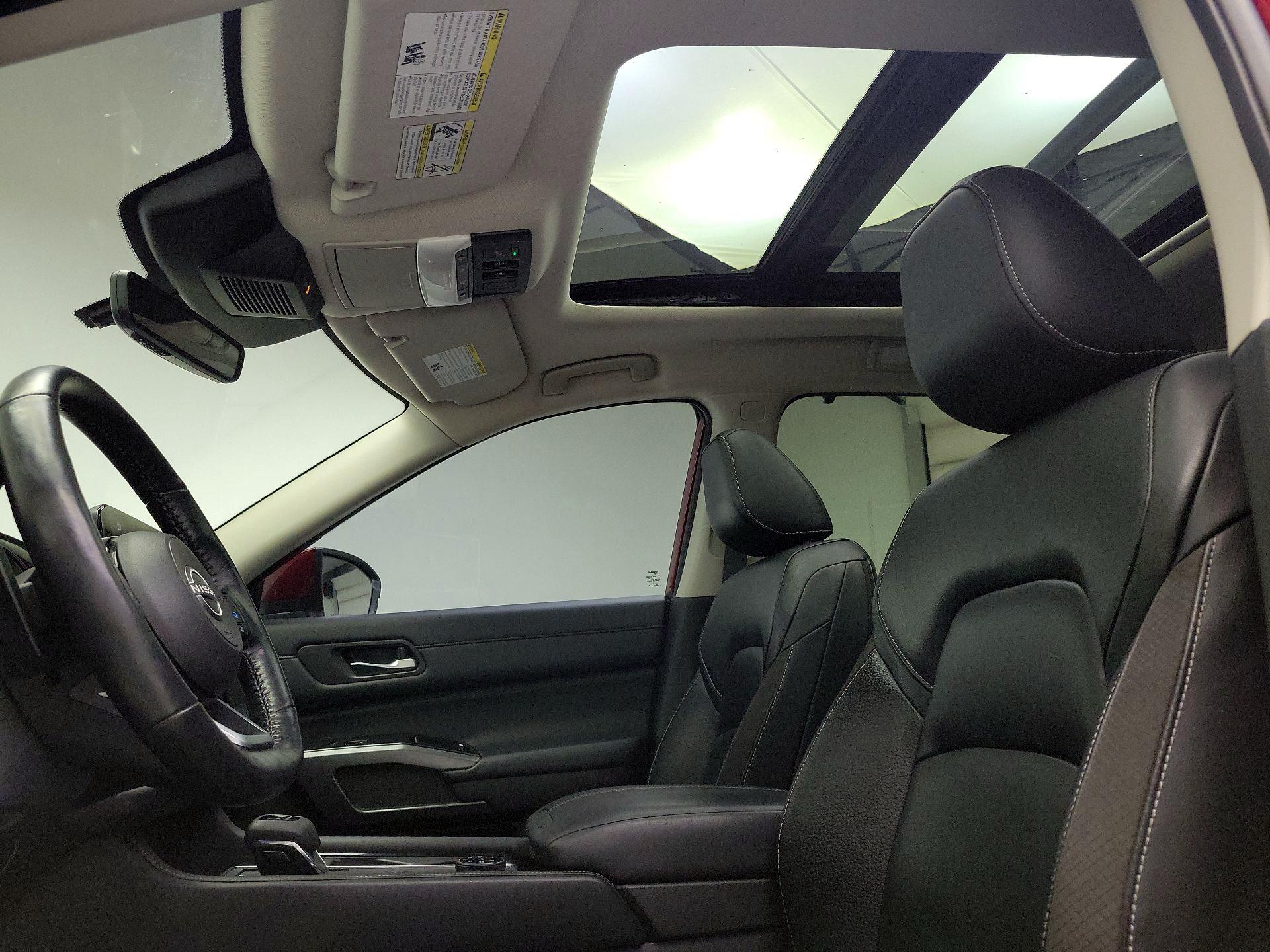 Thumbnail: 2023 Nissan Pathfinder - 20