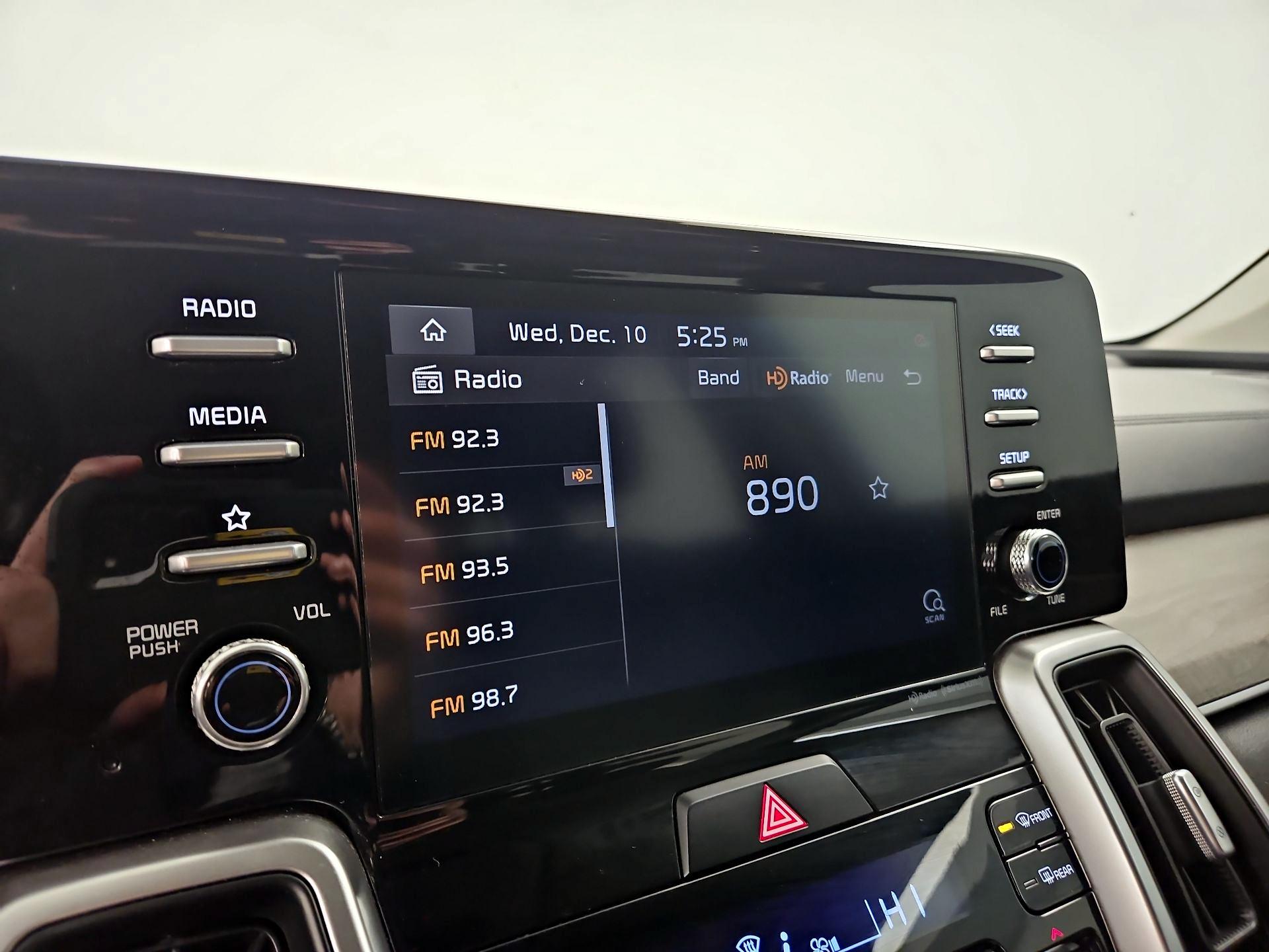 Thumbnail: 2021 Kia Sorento - 15