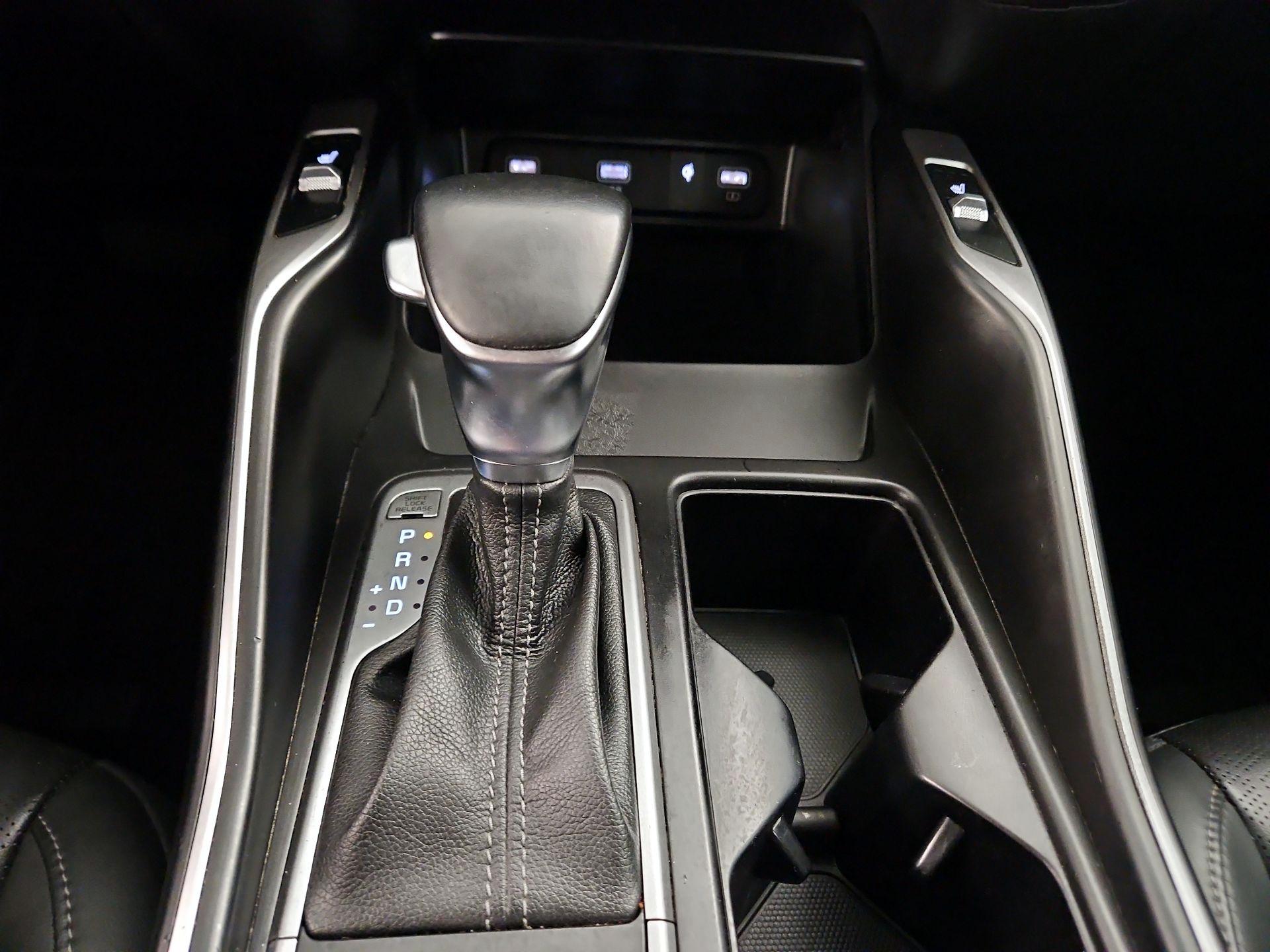 Thumbnail: 2021 Kia Sorento - 17