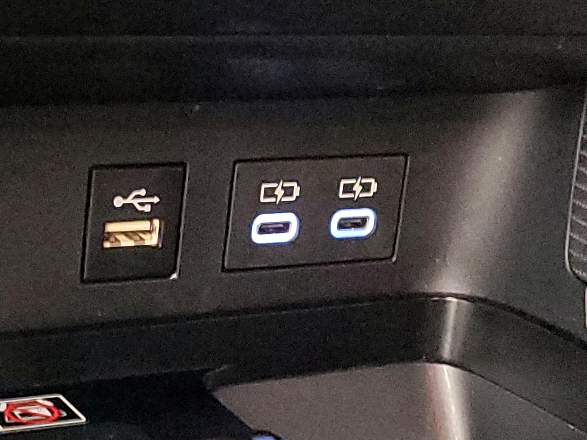 Thumbnail: 2025 Toyota Camry - 18