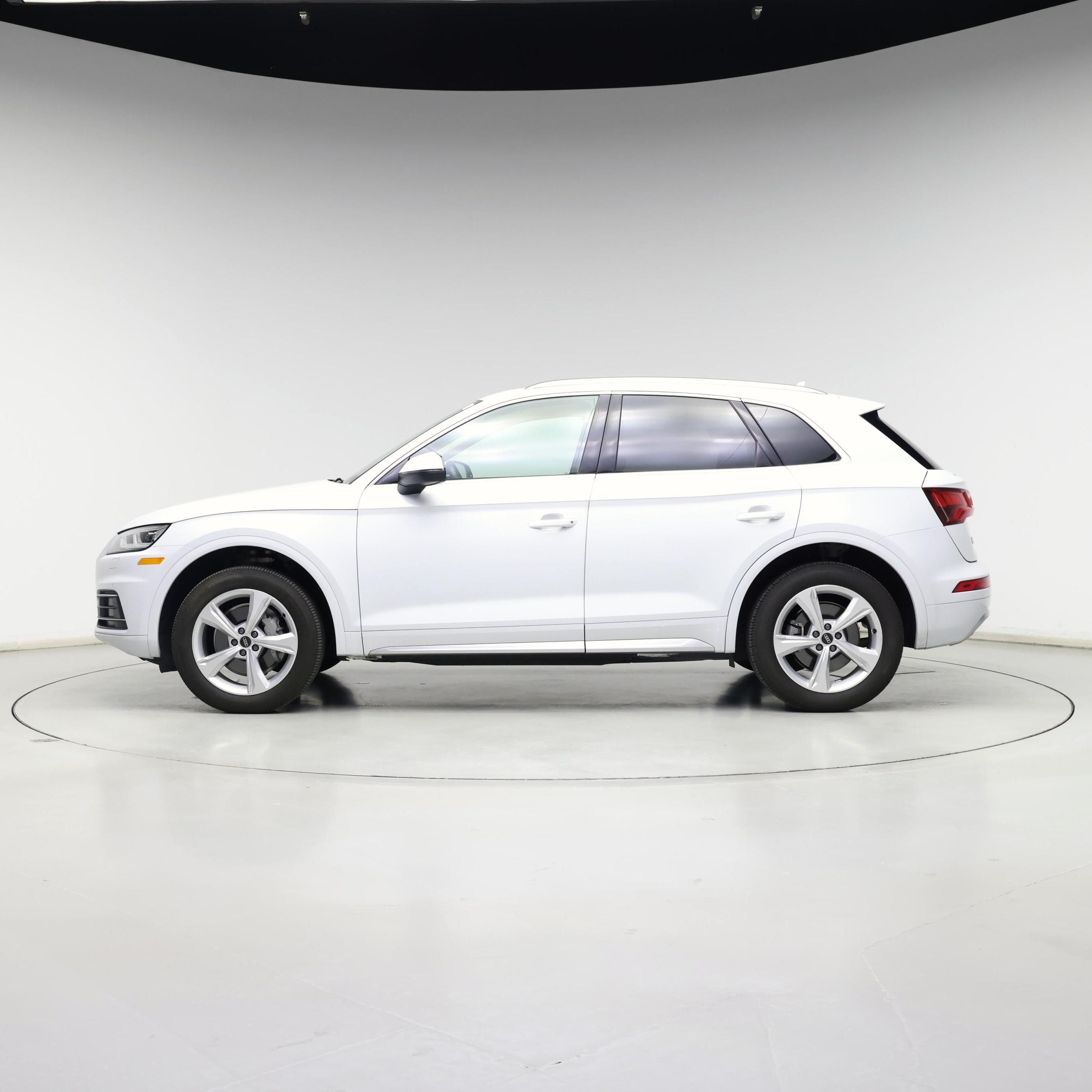 Thumbnail: 2020 Audi Q5 - 3