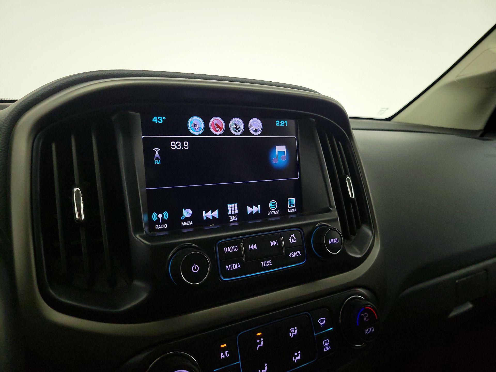 Thumbnail: 2017 Chevrolet Colorado - 15