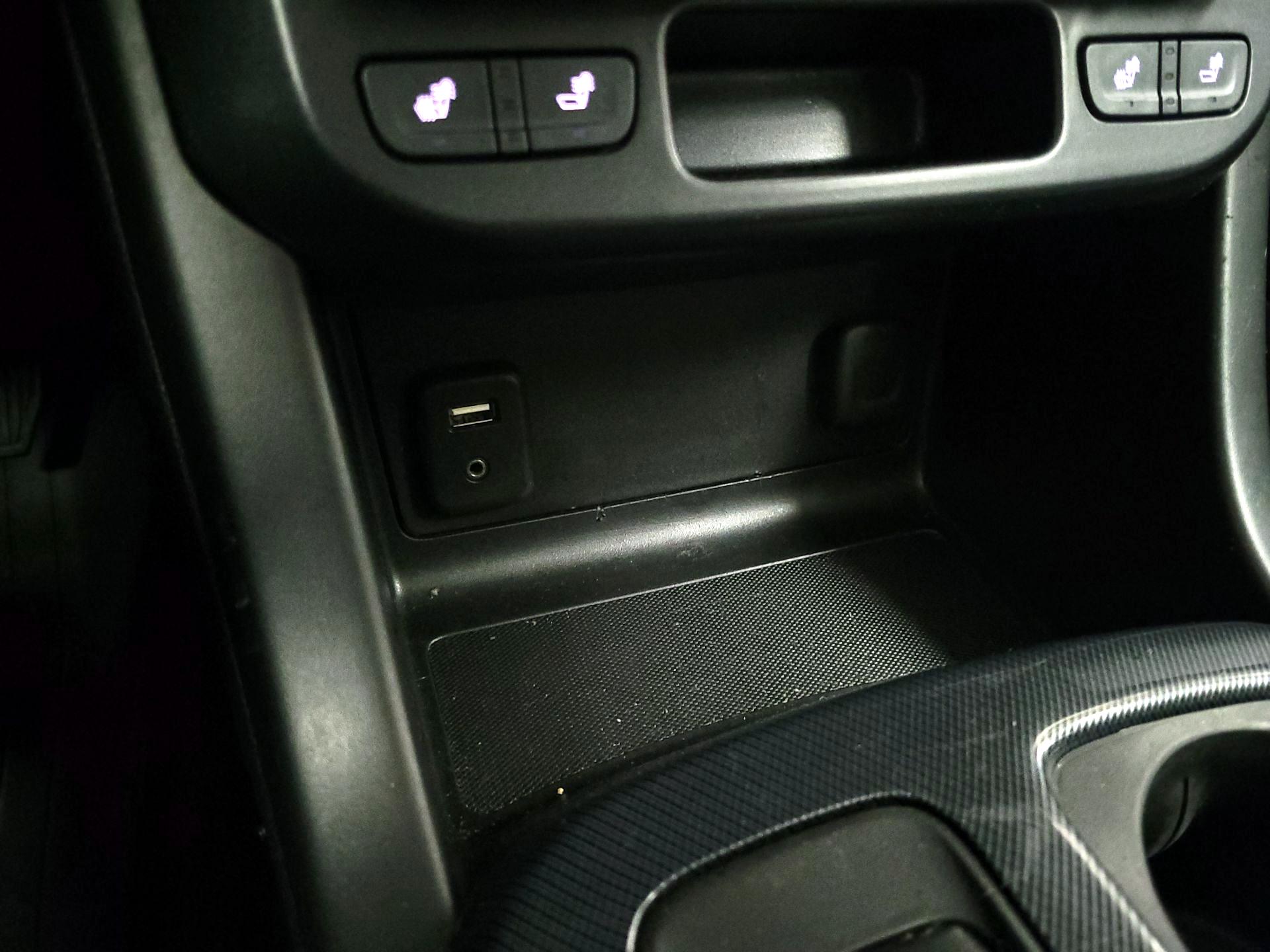 Thumbnail: 2017 Chevrolet Colorado - 18