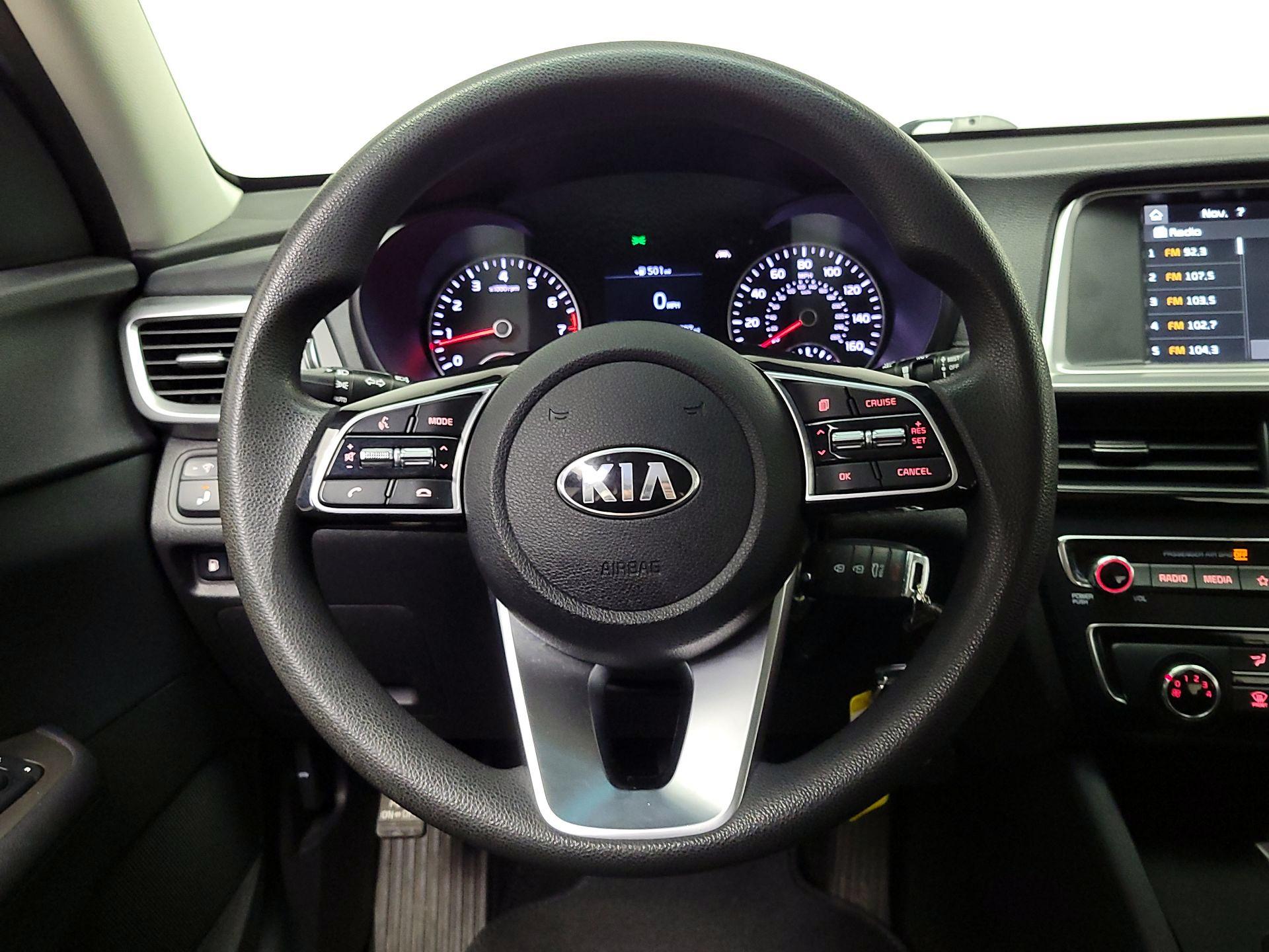 Thumbnail: 2019 Kia Optima - 10