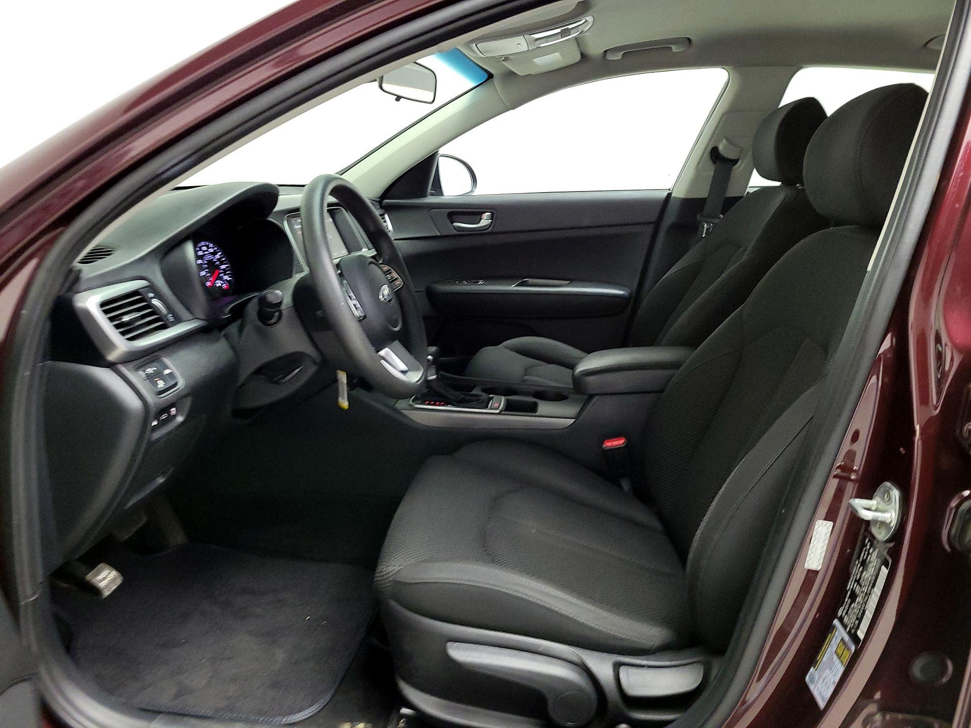 Thumbnail: 2019 Kia Optima - 11