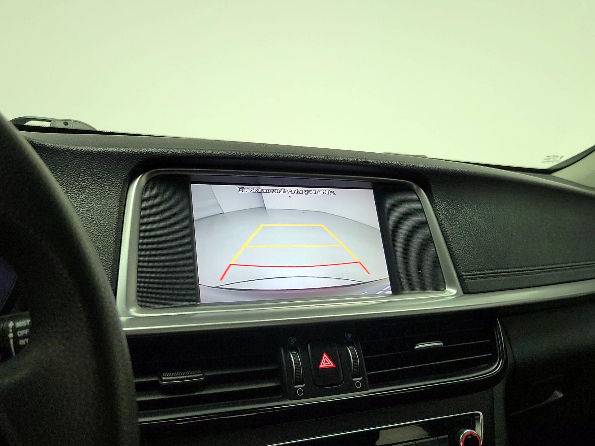 Thumbnail: 2019 Kia Optima - 14