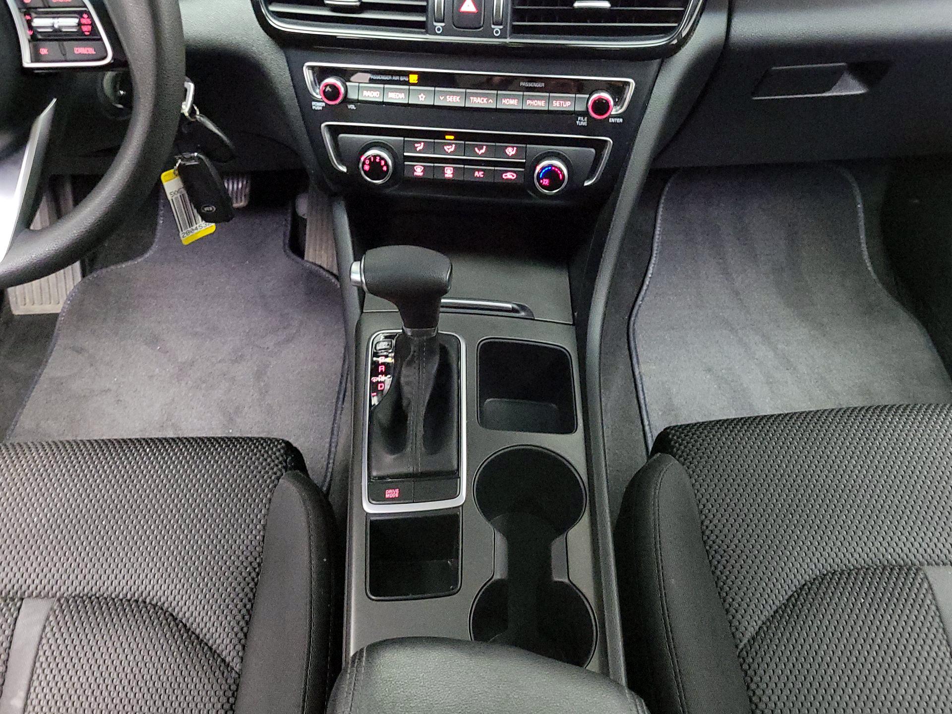 Thumbnail: 2019 Kia Optima - 17