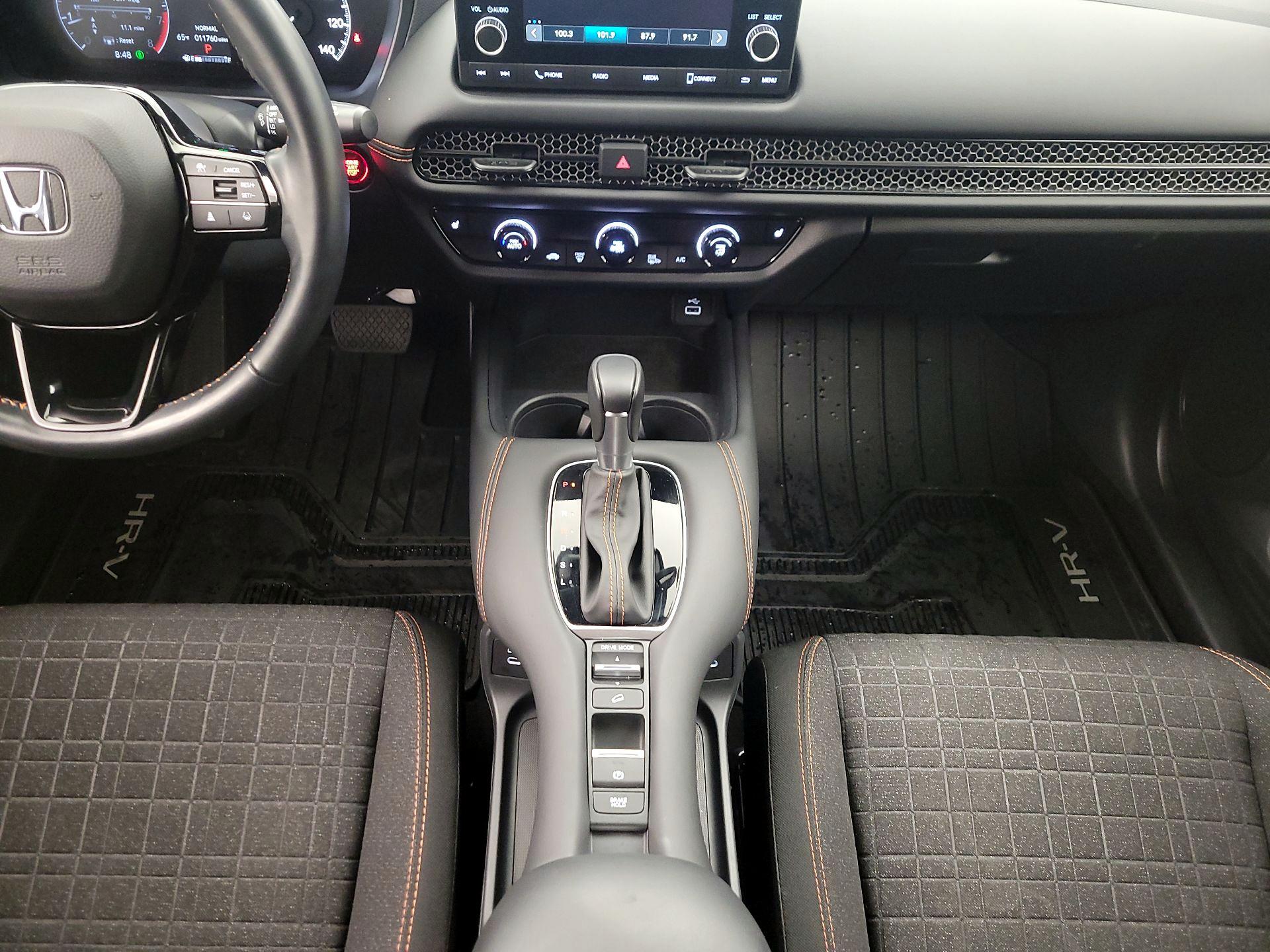 Thumbnail: 2025 Honda HR-V - 17