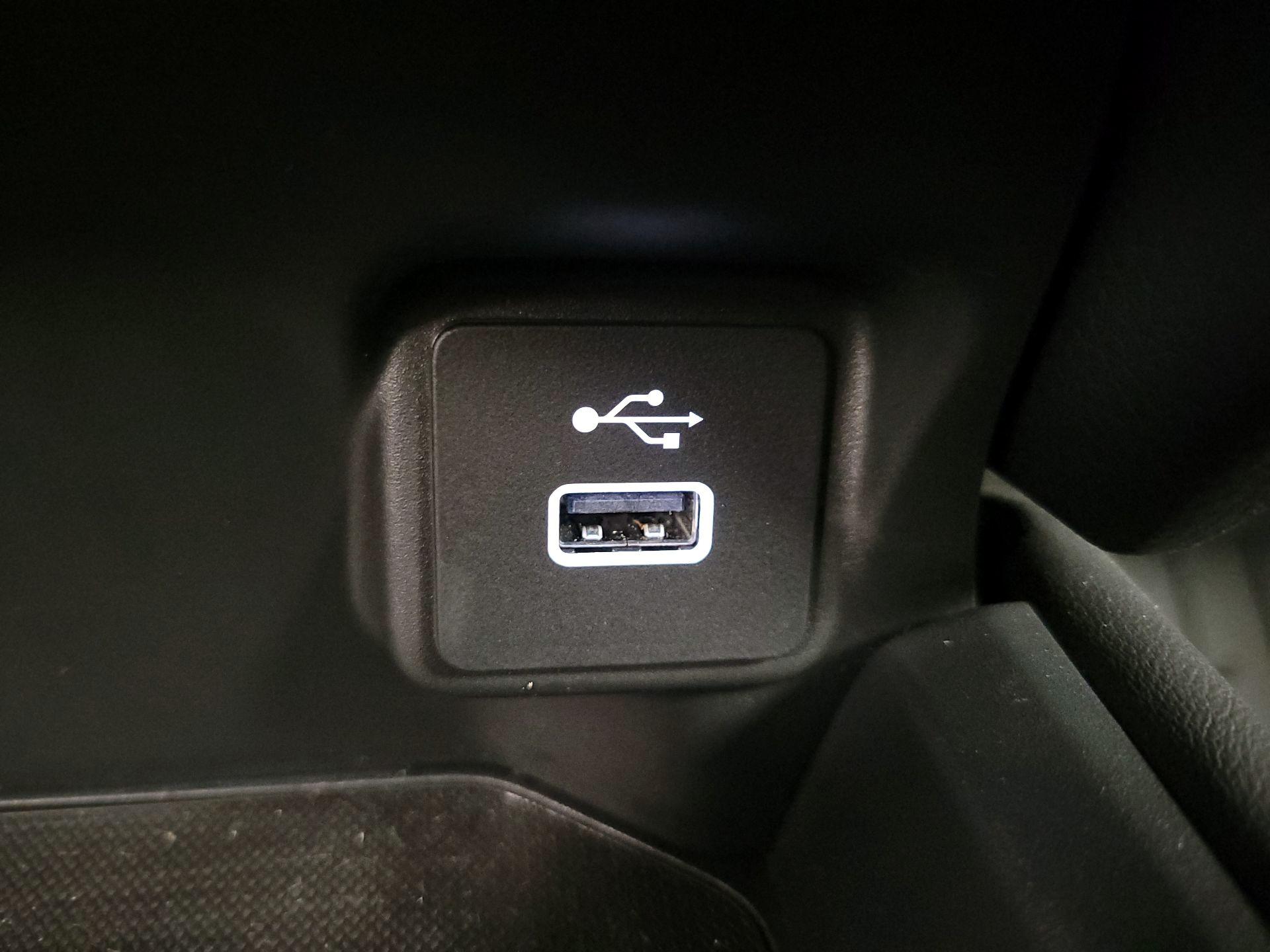 Thumbnail: 2025 Honda HR-V - 18