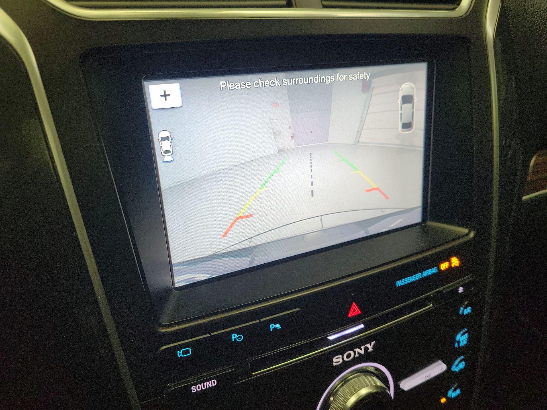 Thumbnail: 2017 Ford Explorer - 15