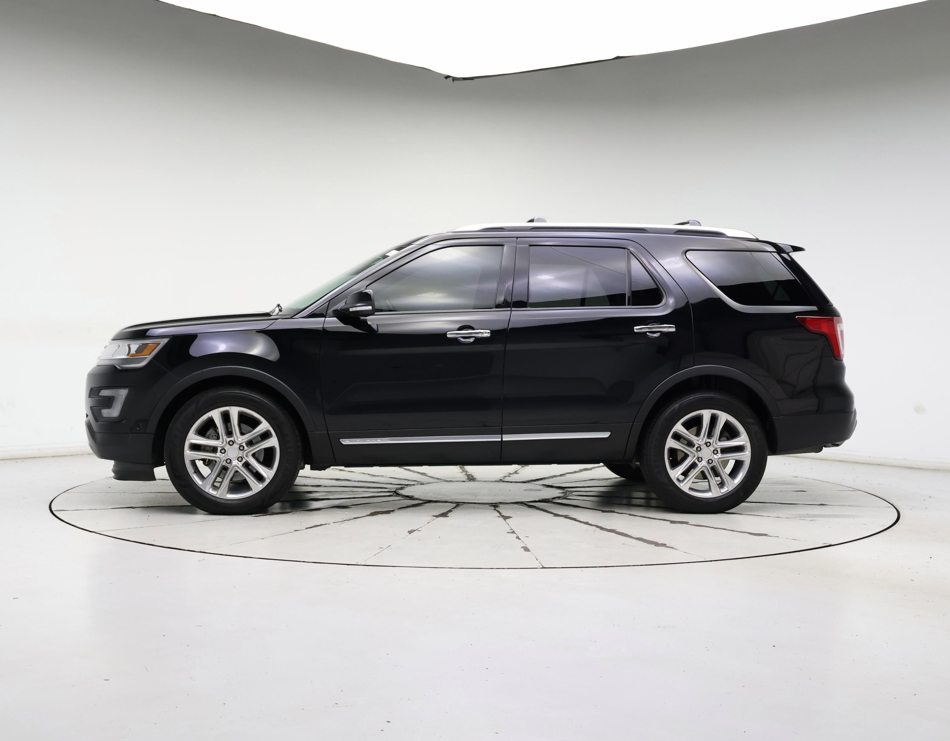 Thumbnail: 2017 Ford Explorer - 3