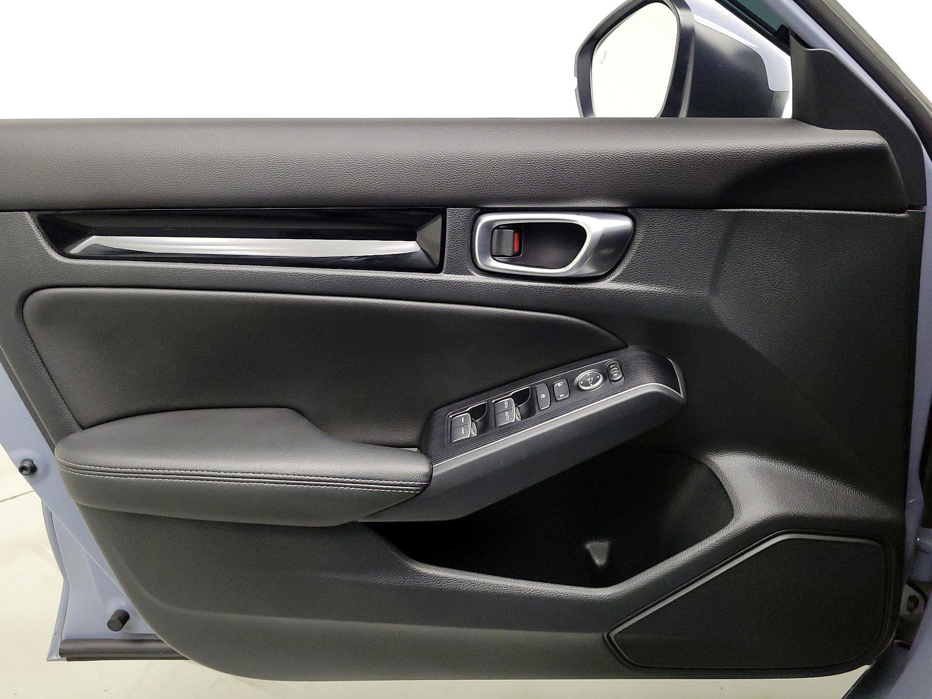 Thumbnail: 2023 Honda Civic - 12