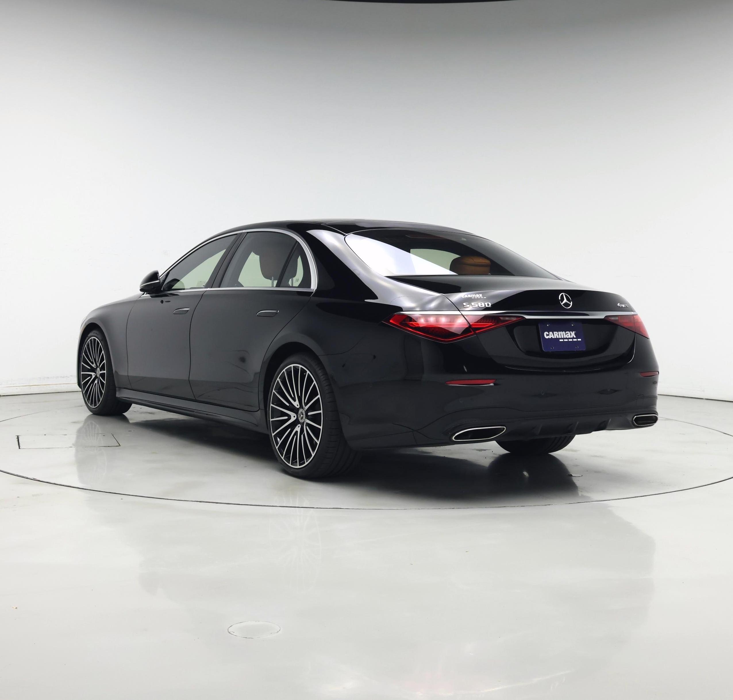 Thumbnail: 2022 Mercedes-Benz S-Class - 2