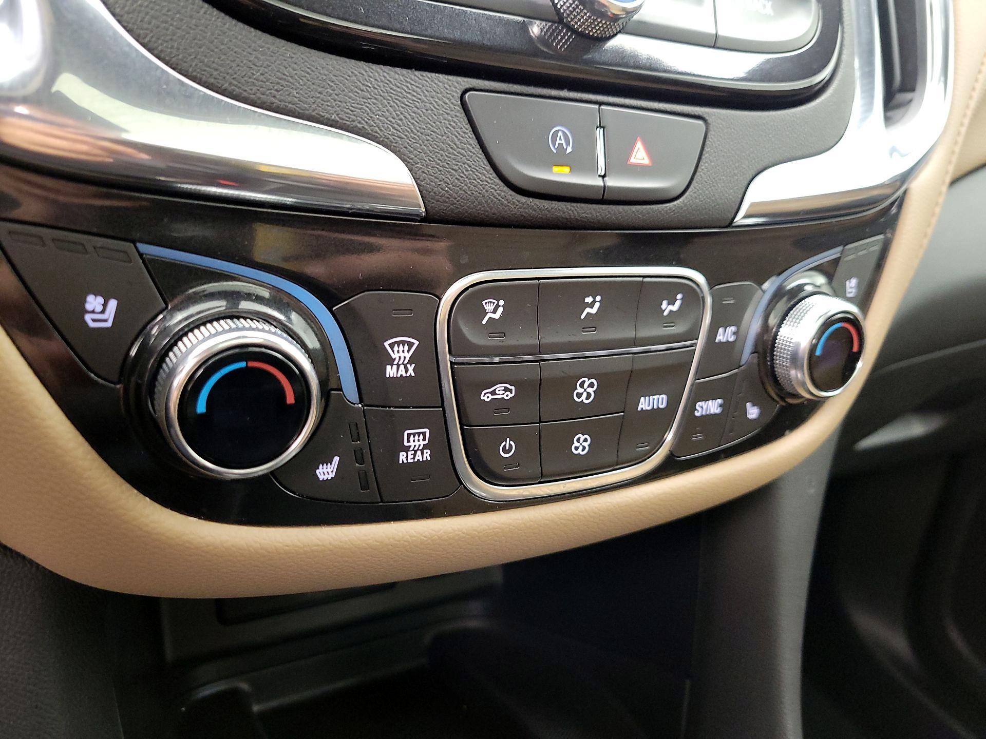 Thumbnail: 2023 Chevrolet Equinox - 17