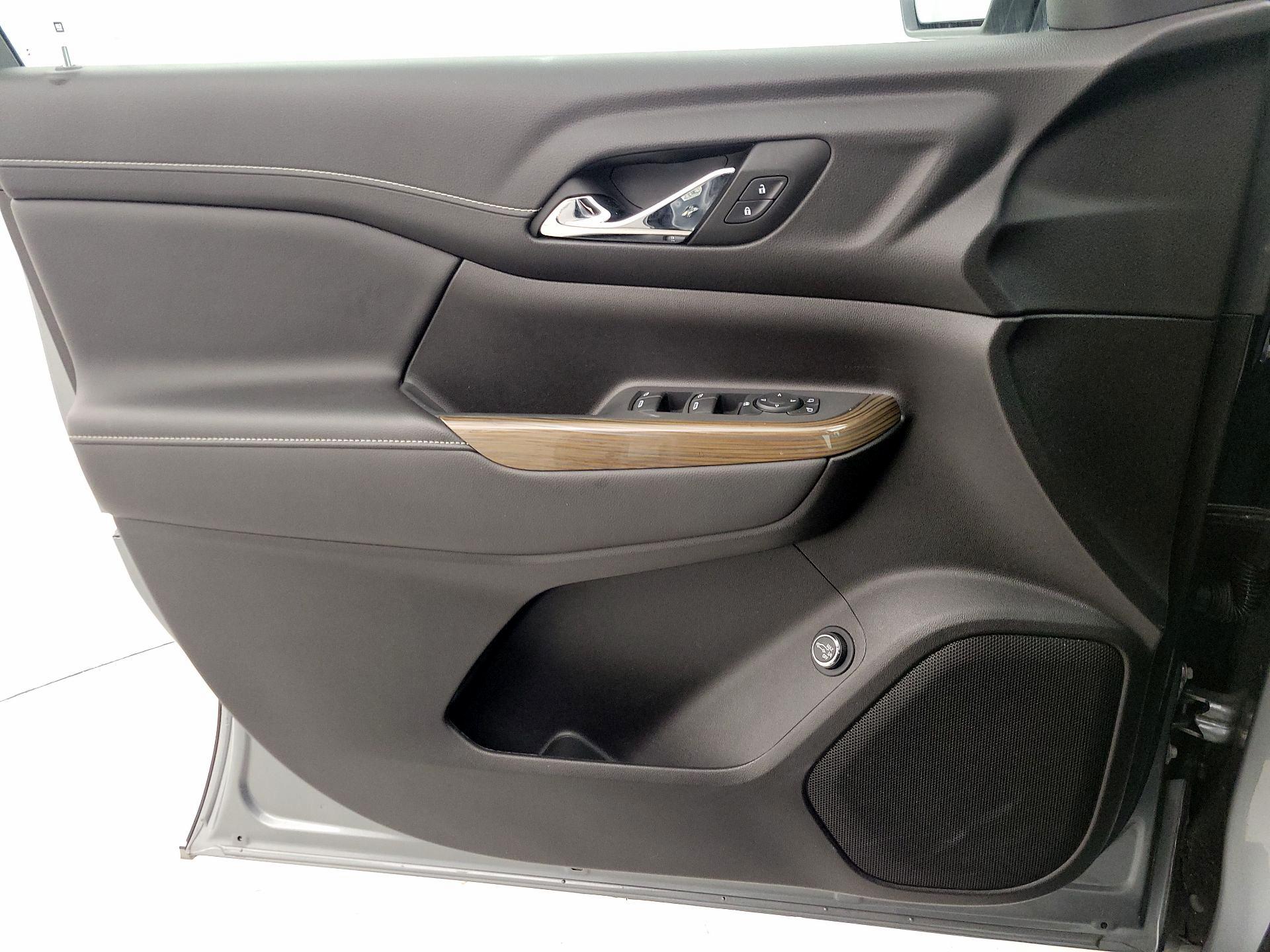 Thumbnail: 2023 GMC Acadia - 12